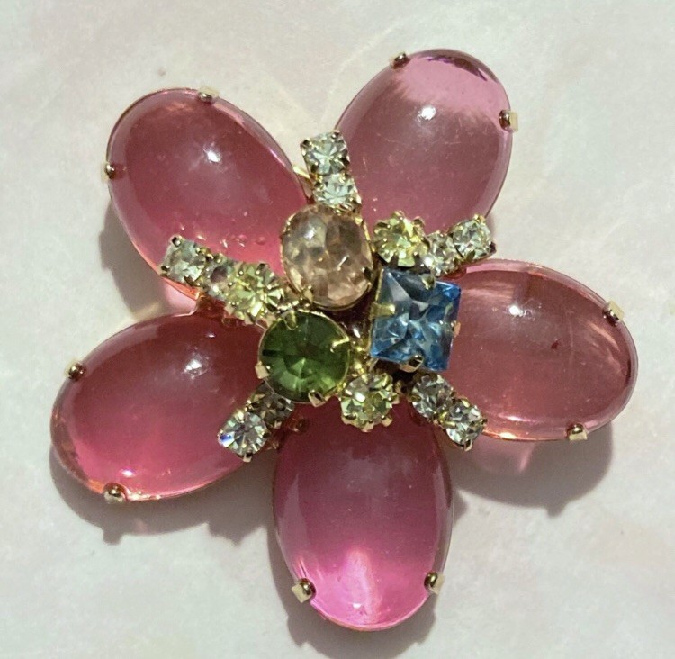 Vintage 1960’s Pink Oval Cabochon Lucite Floral Brooch Almost 2”