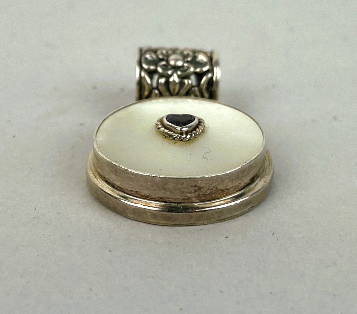 925 Sterling Silver Mother-of-Pearl & Red Garnet heart Gem Pendant enhancer MOP