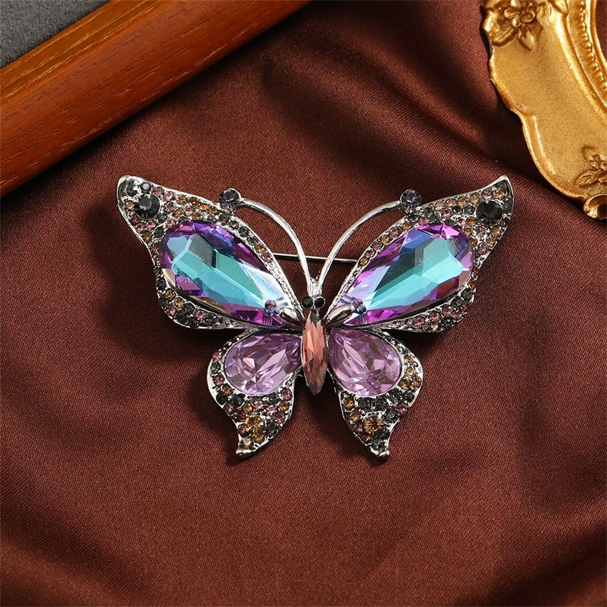 Vintage Butterfly Brooch Y2k Exquisite Pin Luxury Jewelry Accessories Party Gift