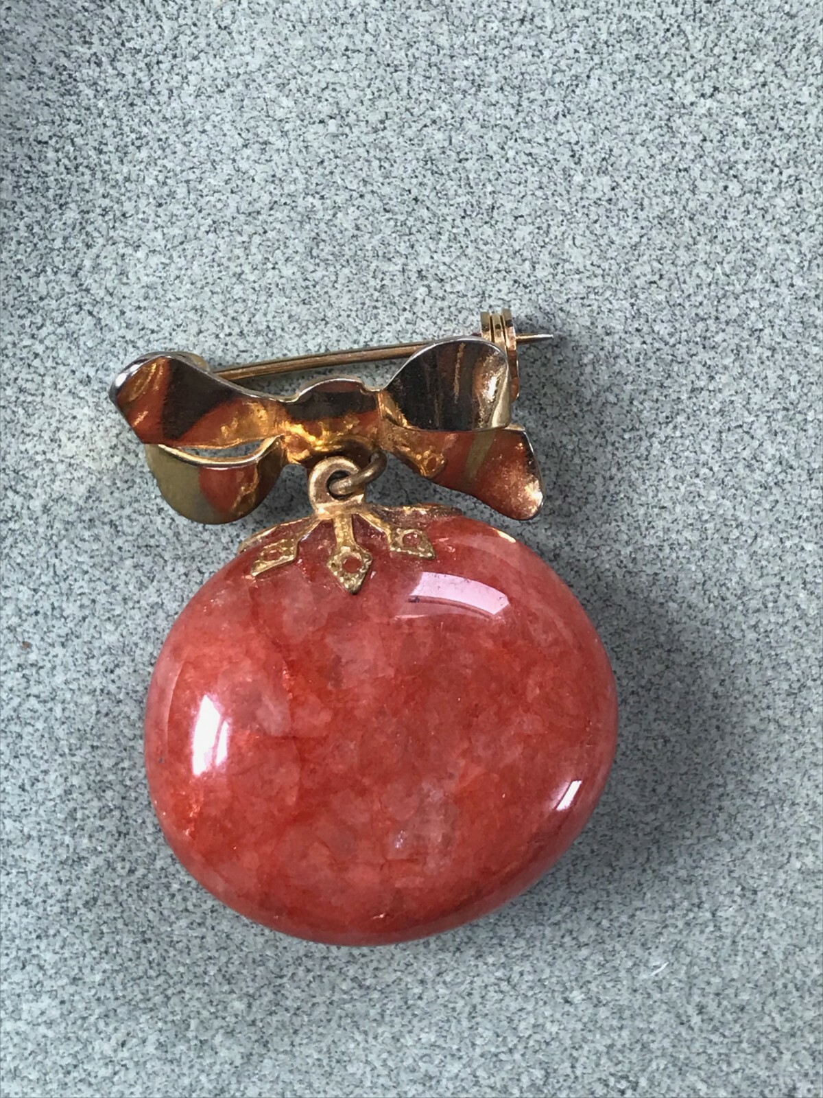 Vintage Small Goldtone Ribbon Bow w Large Polished Orange Agate Stone Dangle Cha