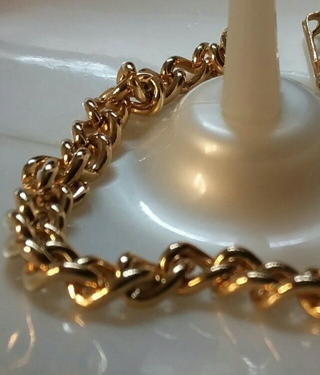 Jewelry Findings: 7 1/2″ Starter Charm Bracelet 10-01-2020