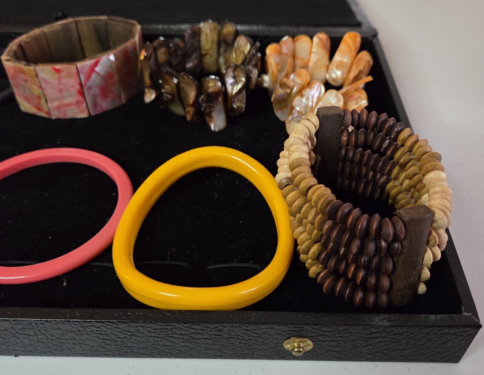 Vintage 70’s, 80’s Bangle Bracelets Plastic, Pooka,Bamboo Shell Lot Of 20