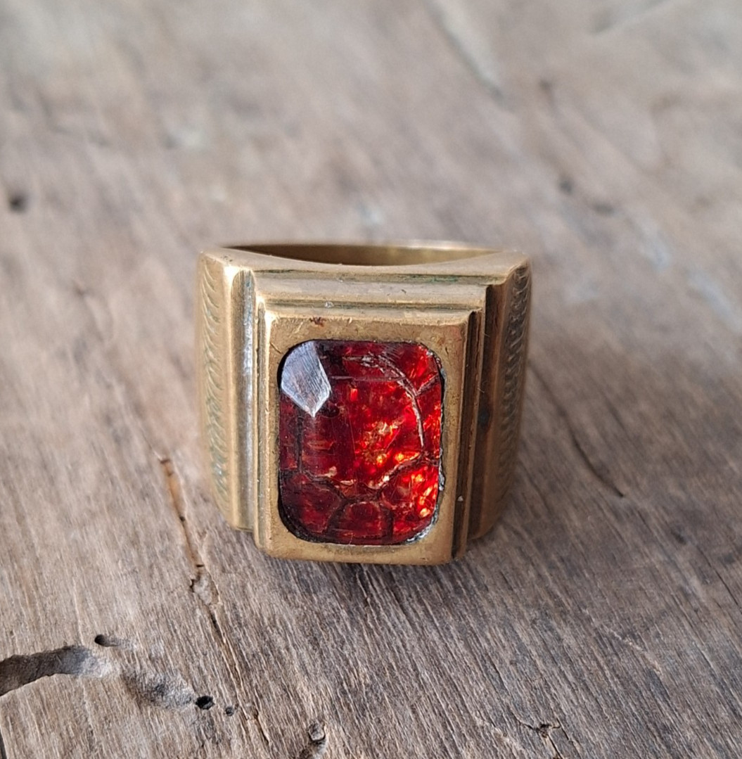 Soviet Prison Art Ring, USSR Inmate Folk Art, Plexiglass Brass Signet Ring