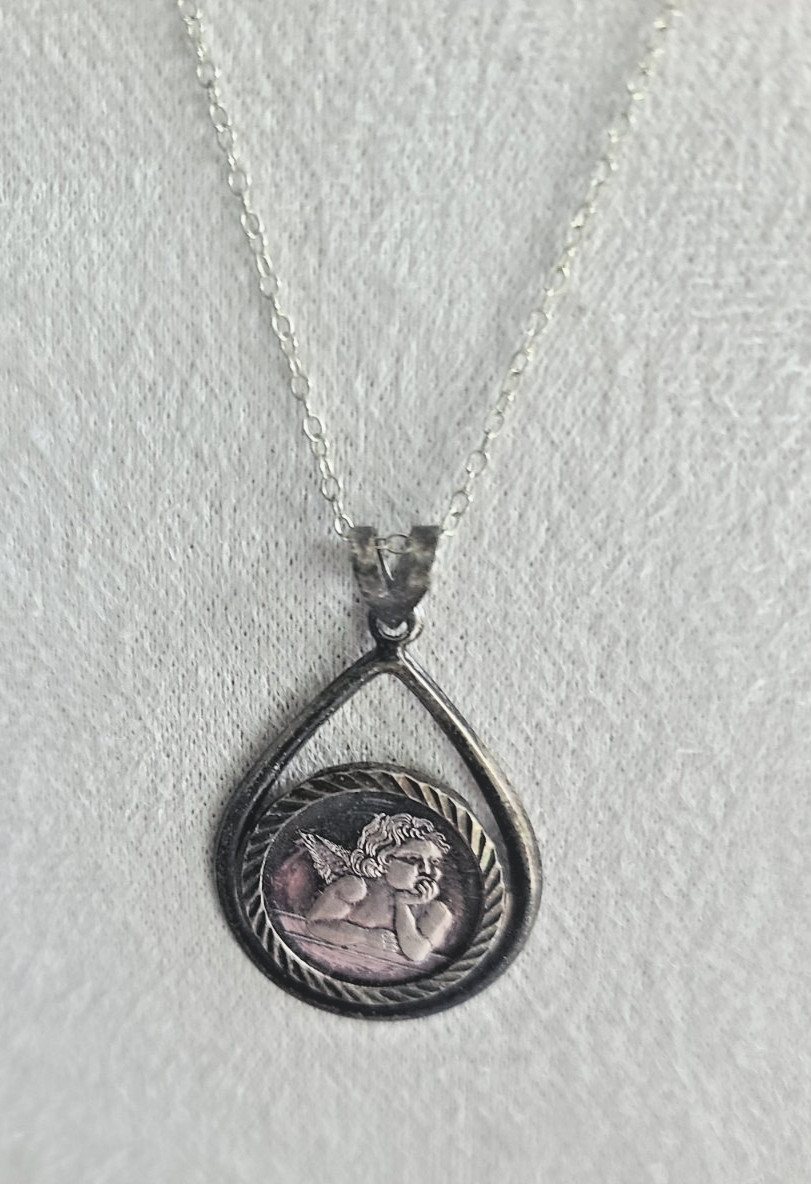 Vintage Cherub .999 Silver 18″ Necklace Removable Framed Center Guardian Angel