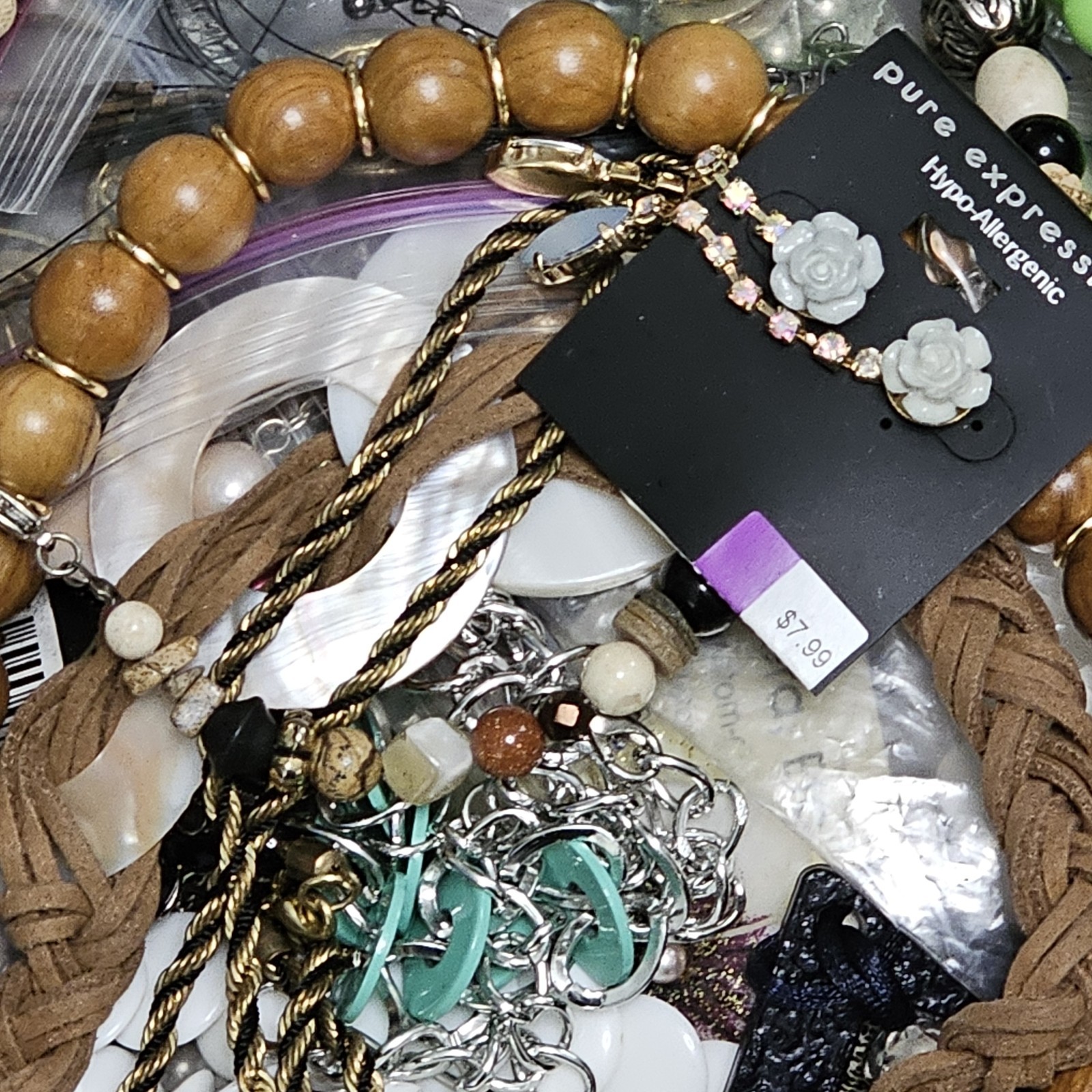 1 Pound VTG To Modern FASHION JEWELRY Lot Wearable Reuse Resell See Description