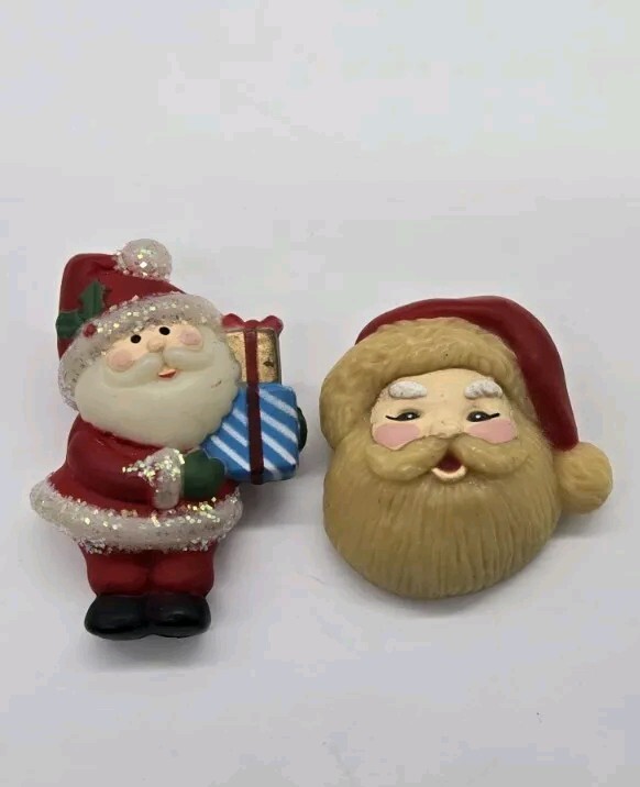 Fun World Santa Claus Brooch Christmas Pin Lot of 2 Vintage Holiday