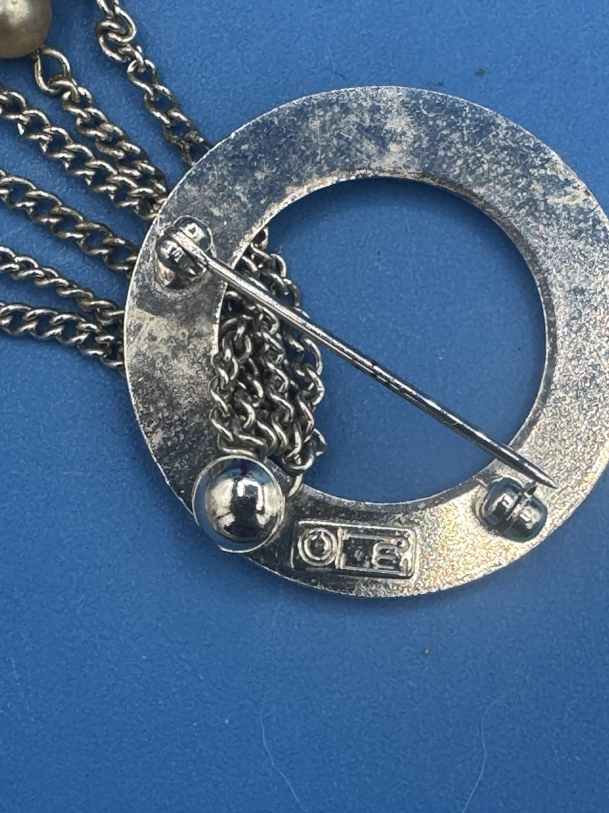 Vintage 1950’s Emmons Jewelry Silver Circle Brooch With Dangling Pearls