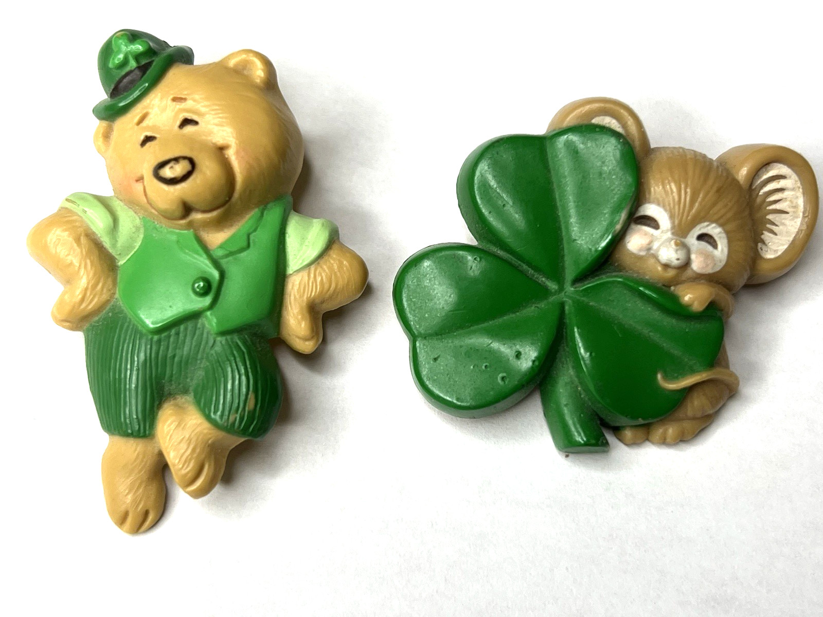 Vtg Lot 2 Hallmark St. Patricks Day Green Clover Leprechaun Mouse + Bear Pins