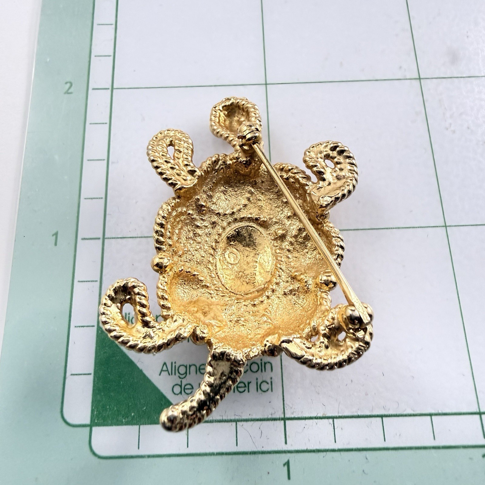 Vintage NAPIER Signed Green Eyed Rhinestone Gold Tone Turtle Figural Brooch Pin