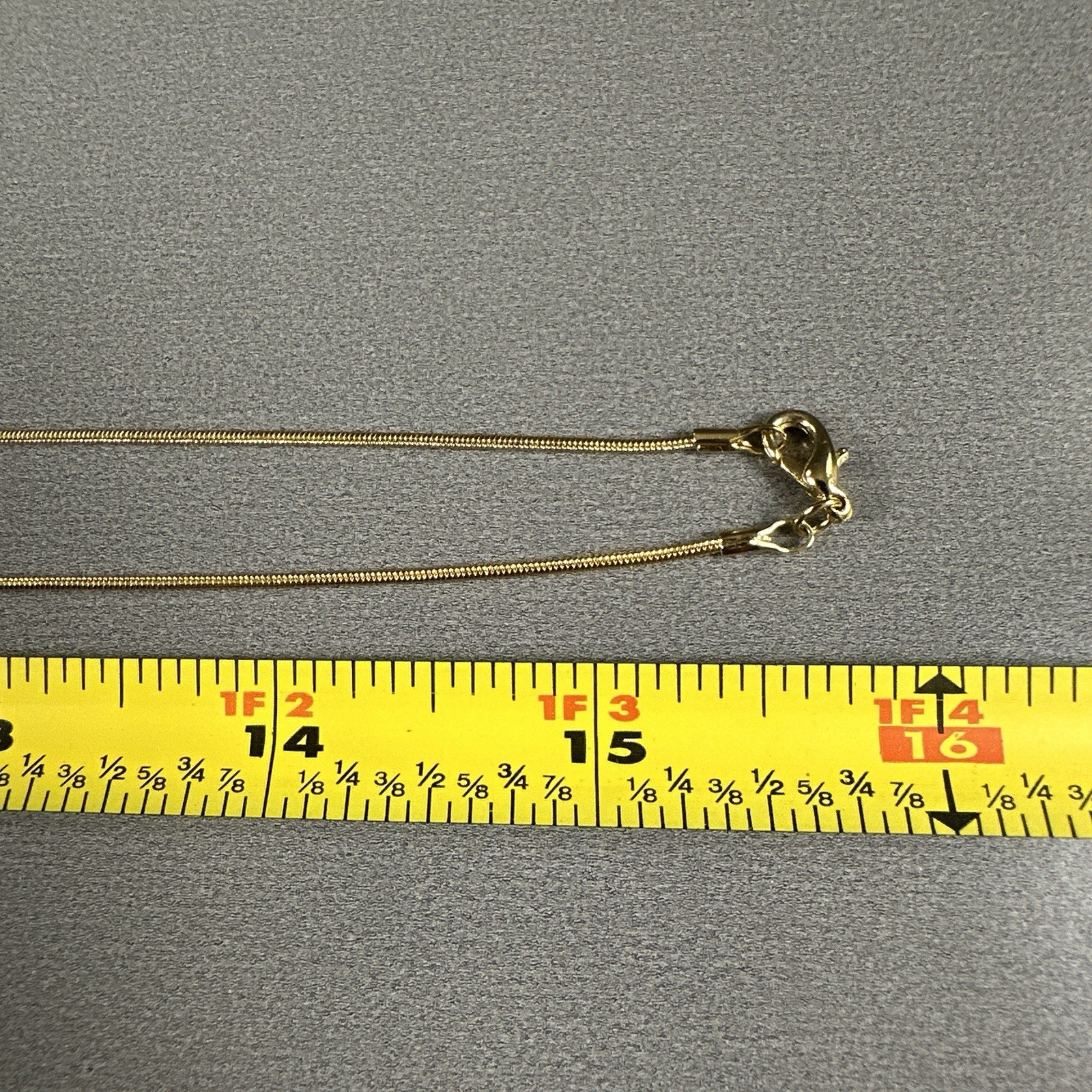 Vintage Necklace Pendant Green Acrylic Gold Tone Panther Cat 30″ Purse