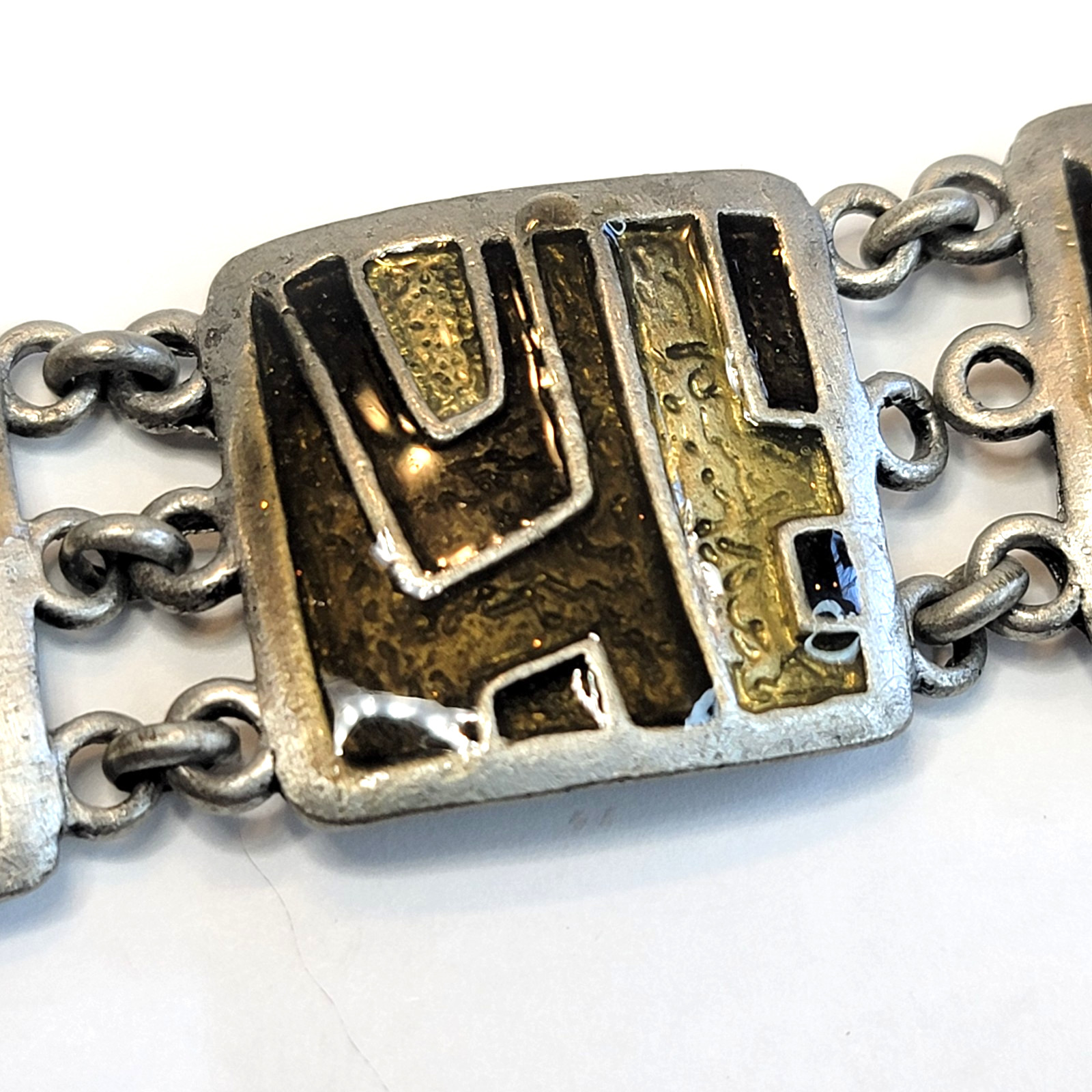 Vintage Modernist Silver Tone Link Y2K Bracelet Olivine Enamel Articulated Panel
