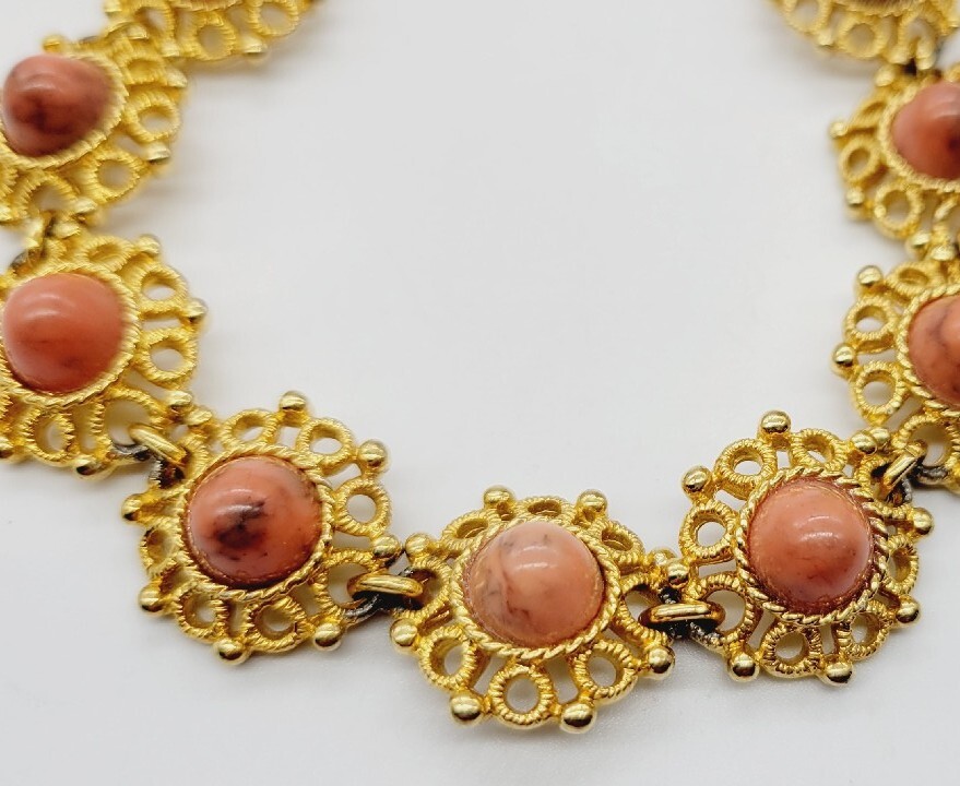 Sarah Coventry Bracelet Filigree Flower Cabochon Link Vintage 7.25 in