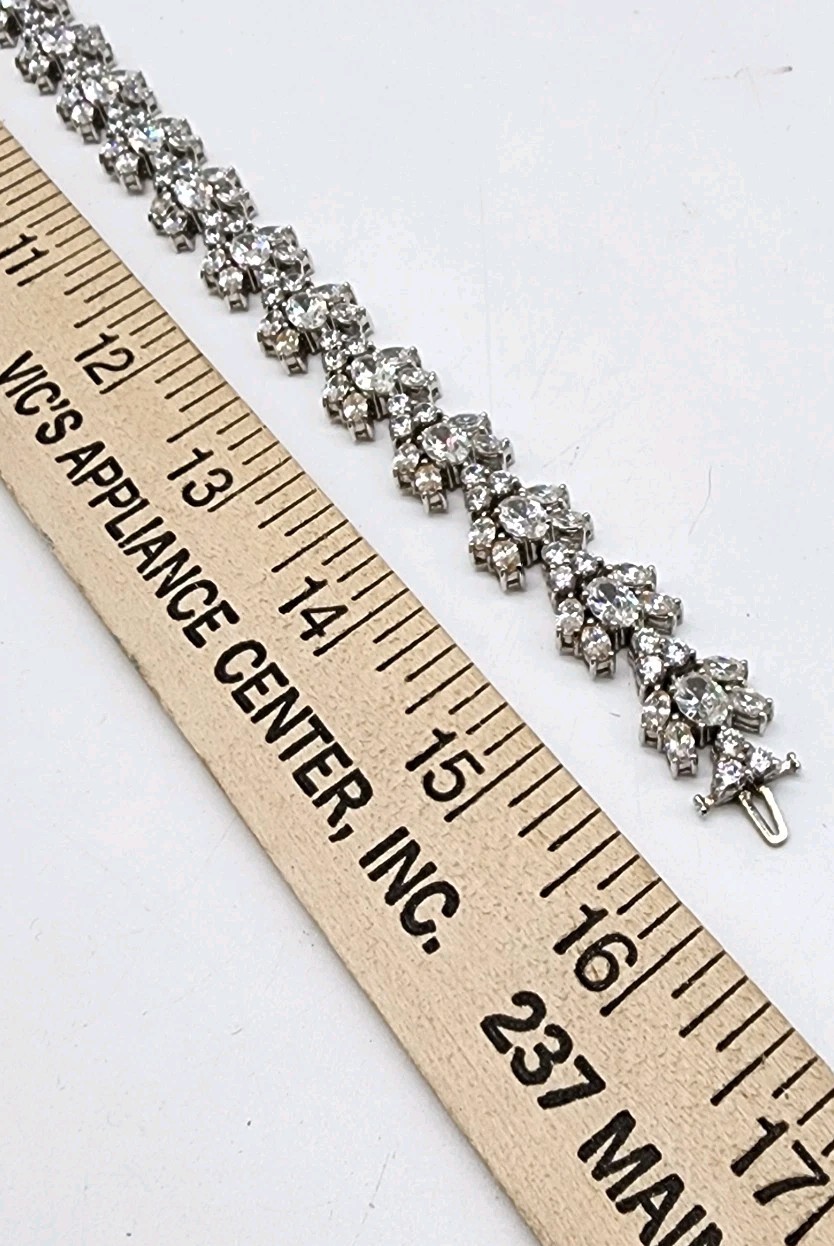 VTG Art Deco Silver prong Rhinestone Floral Cluster Collar Designer Necklace