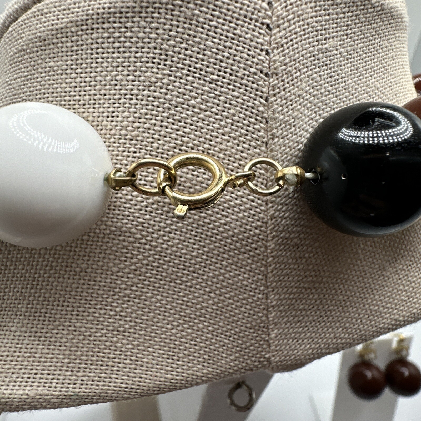 Vintage Black White & Brown Lucite Beaded 18.5mm Necklace & Clip On Earrings Set