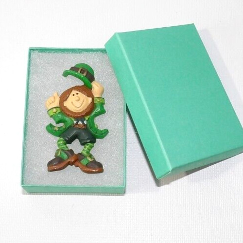 Vintage 2.5″ Hallmark St Patricks Day Leprechaun Pin Brooch Irish