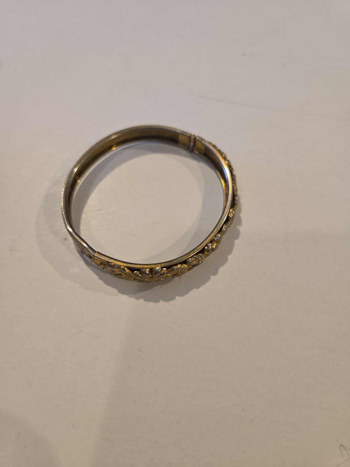 Vintage gold bracelet With Hinge & Clasp
