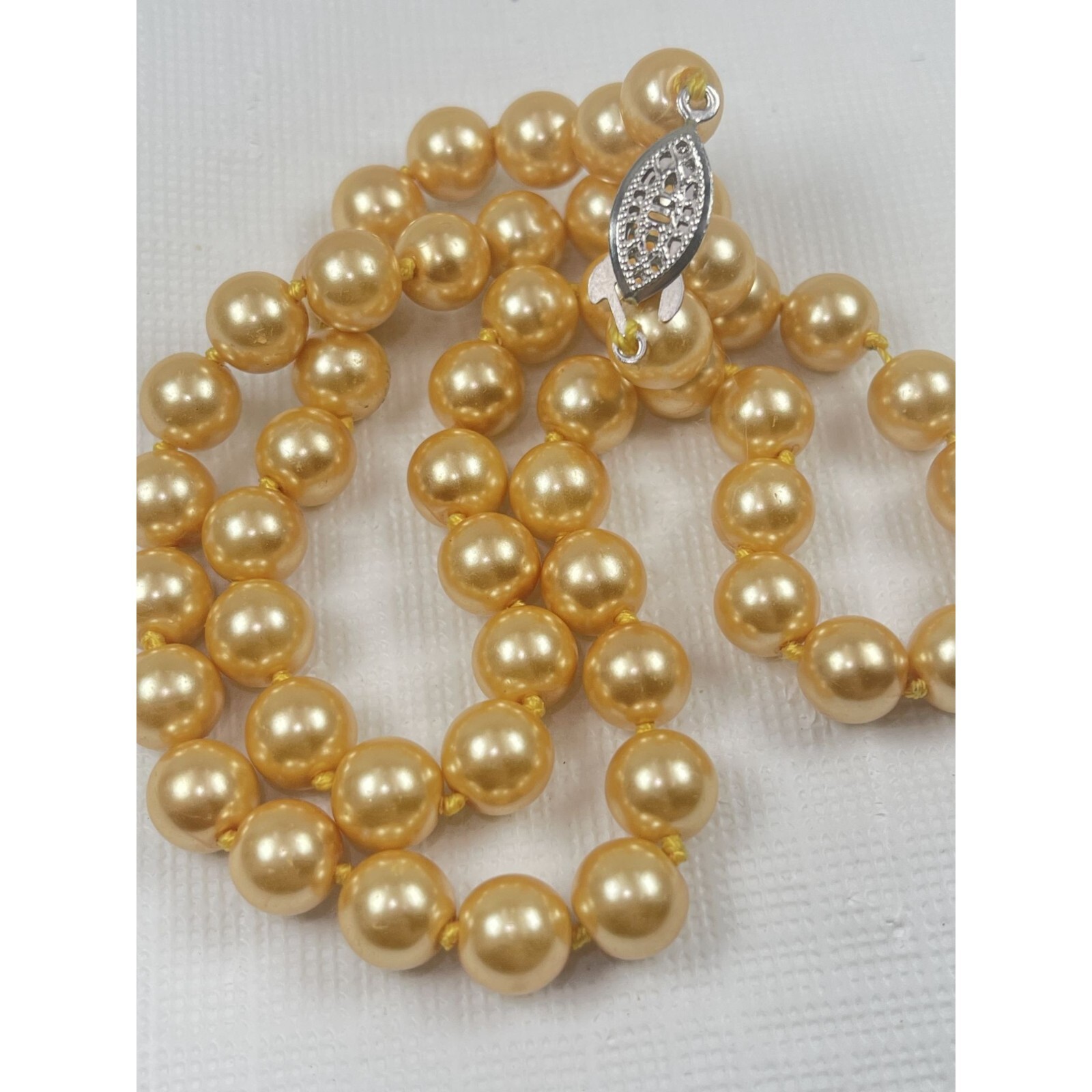 Hand Double Knot Golden Yellow Pearl Beaded Necklace 18″ Collar Filigree Clasp