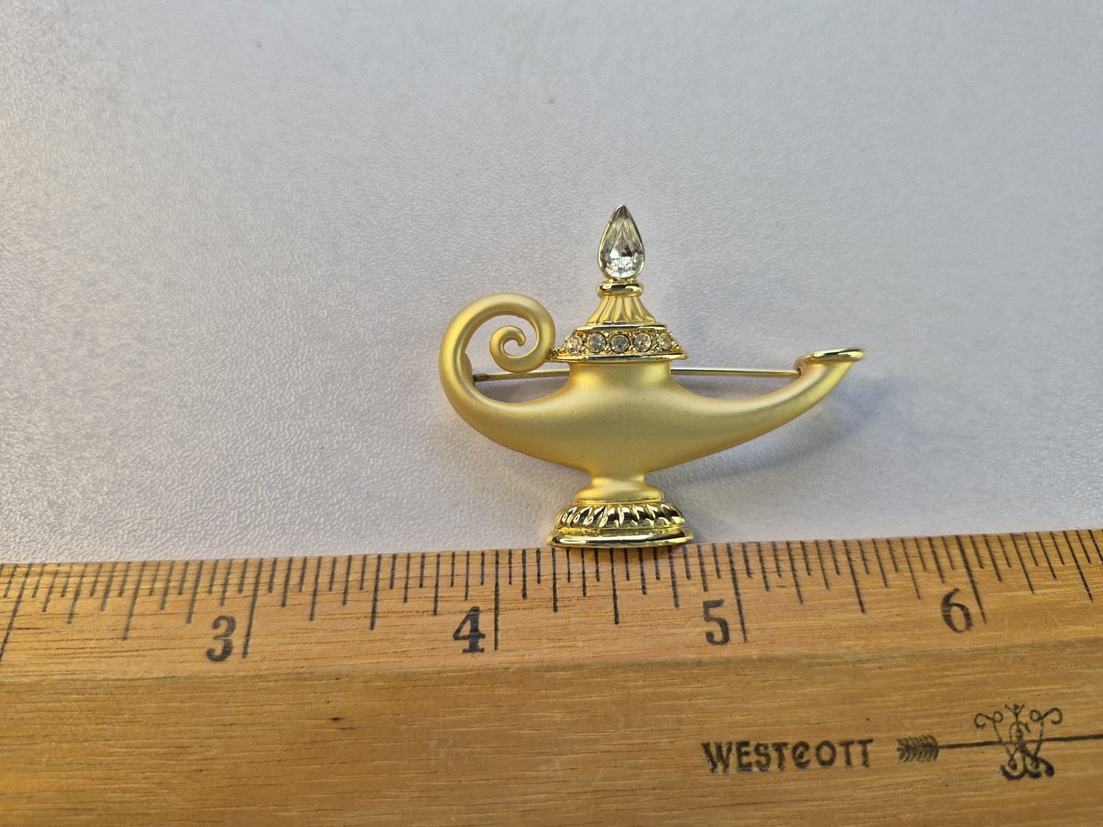Genie Lamp Brooch AJC Matte Gold Tone Finish Rhinestone Aladdin Costume Pin