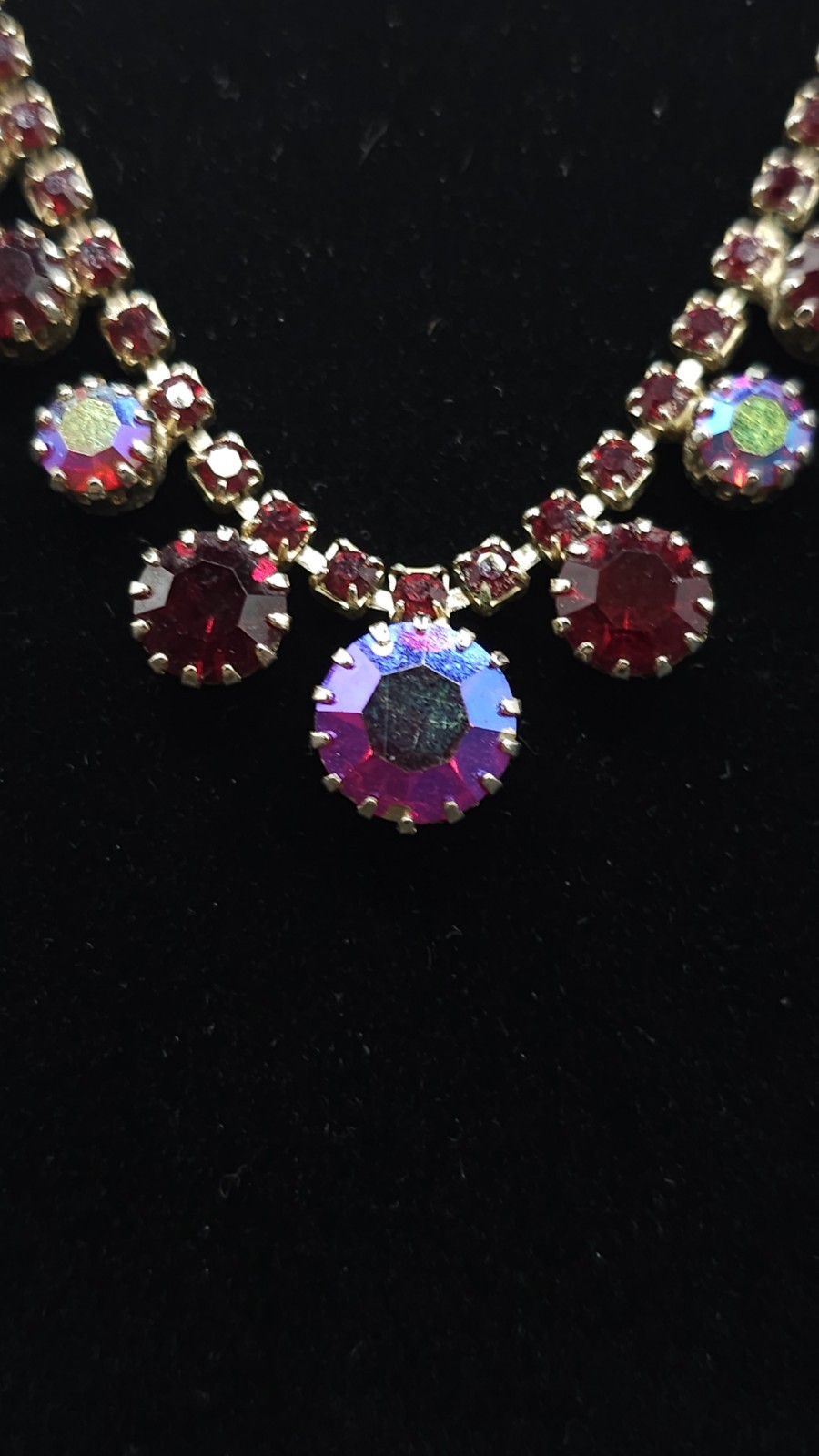 40s KARU-Arke AB BOREALIS Pronged RHINESTONE NECKLACE 16″ Gradiated Red & Pink