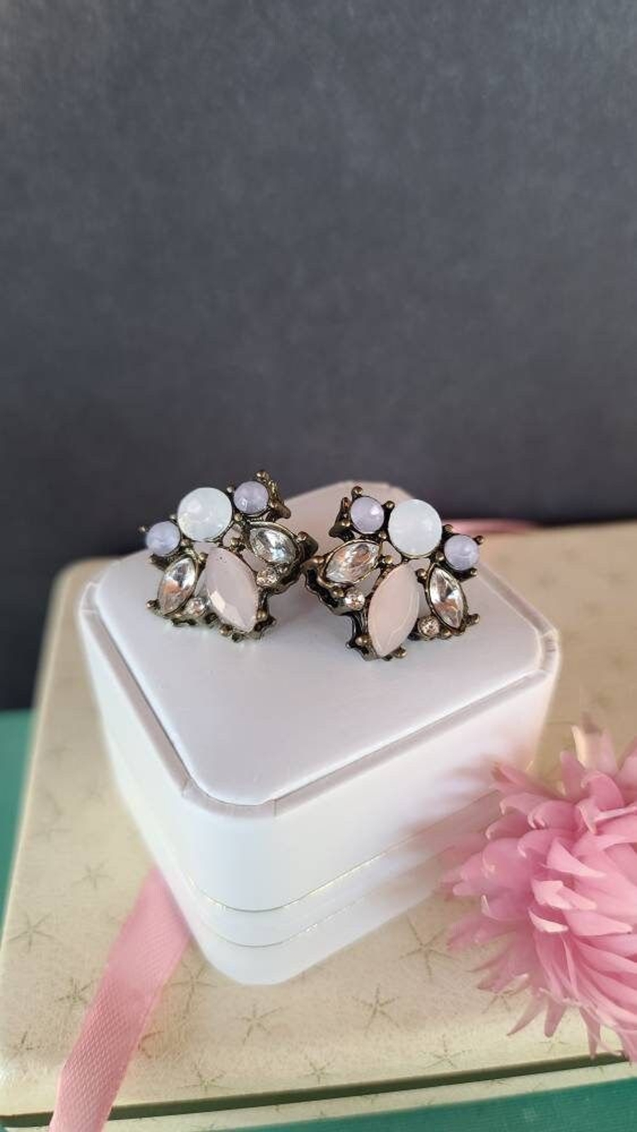 Muted Neutral Pink Rhinestone Pierced Earrings