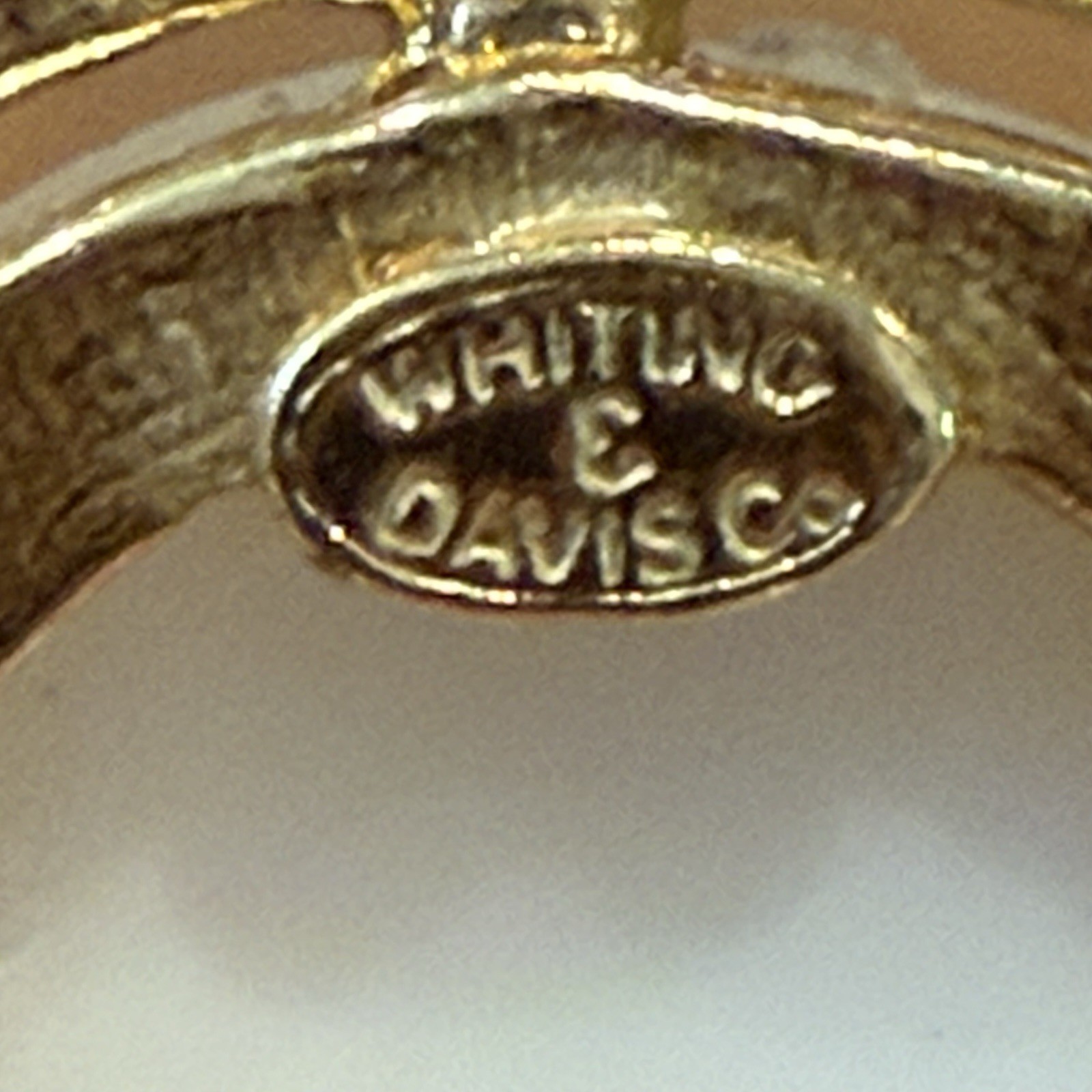 Whiting & Davis Pendant Brooch Pin Ornate White Black Floral Rose Gold Cameo