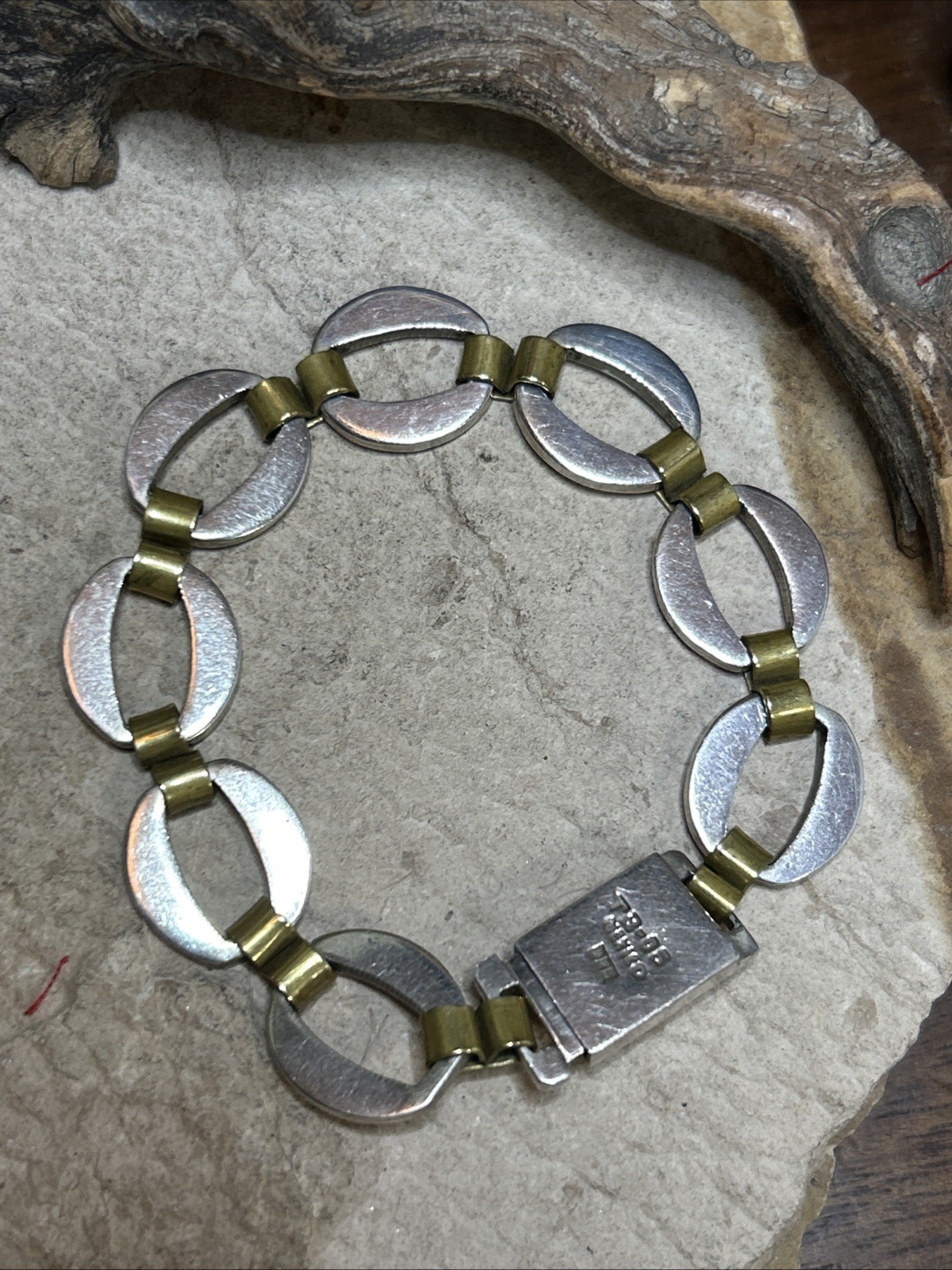 56. Taxco Sterling 925 Brass Accent Oval O Ring link Bracelet 34.3g, 7 1/2″ Mex