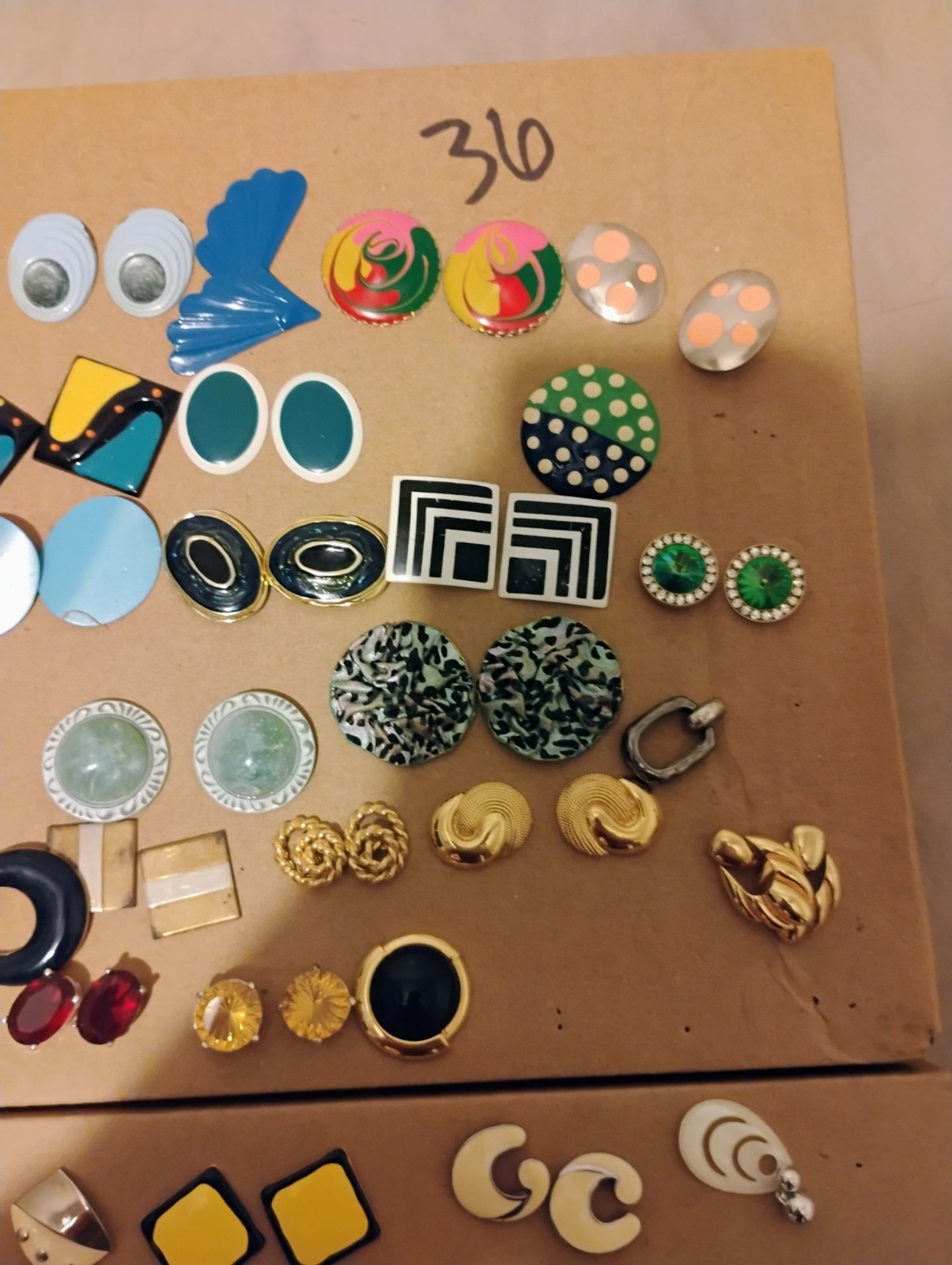 Vintage 1950s Earrings Lot Of 65 Pairs Gold Tone Stone Etc