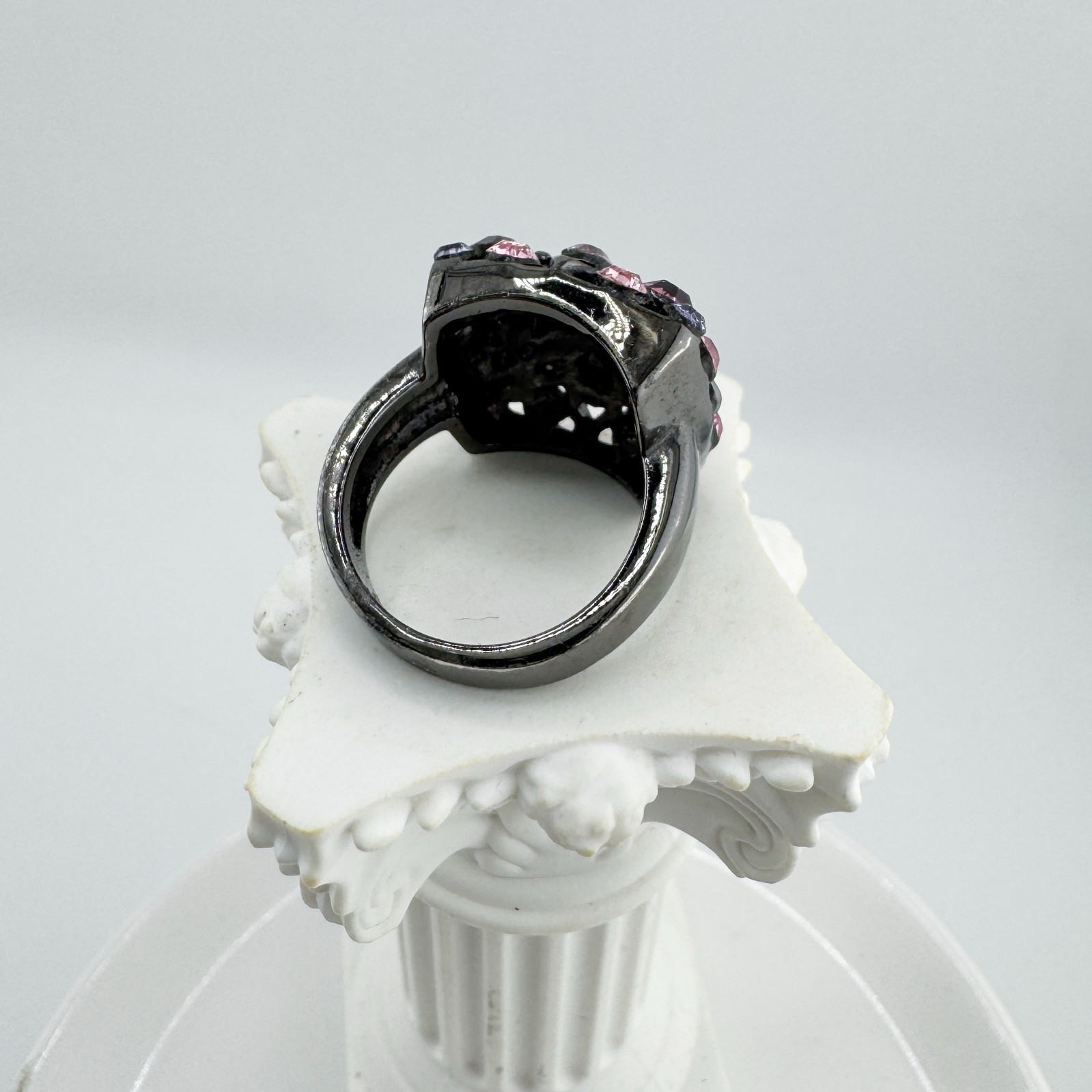 Vintage Black Gunmetal Rhinestone Ring Pink Green Purple Floral Cocktail Retro