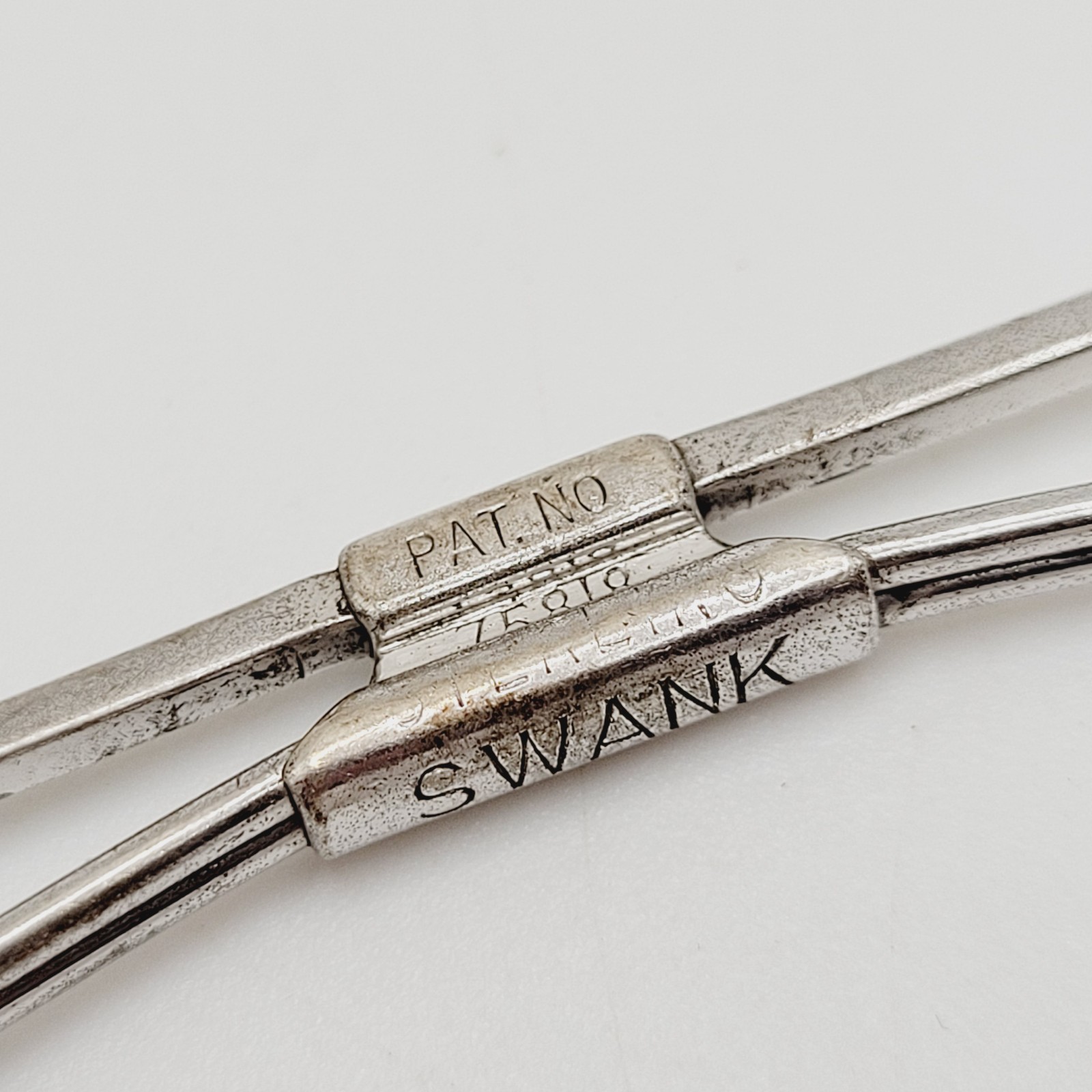 Swank 1930s Sterling Silver Collar Bar Stay Clip Patent 75818 Curved Flex Design