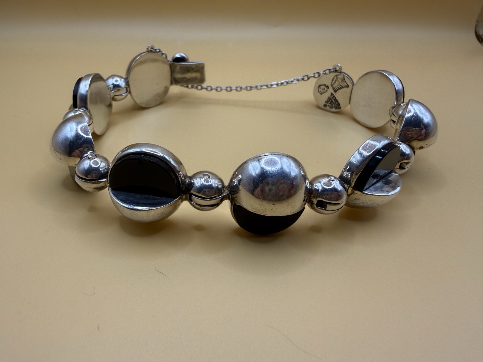 Antonio Pineda 970 Silver Black Onyx Modernist Bracelet Taxco – Eagle 21 – 74.8g