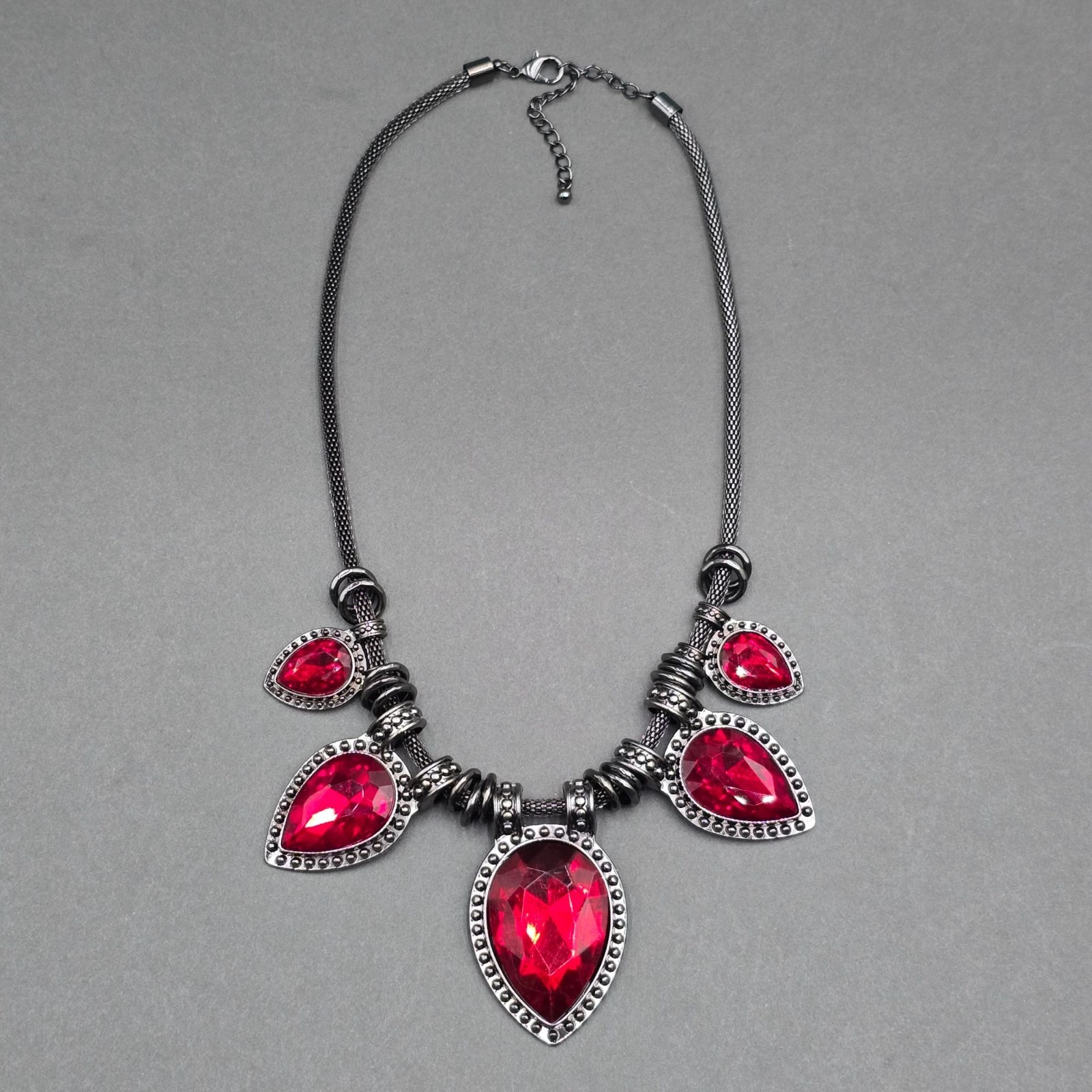 Vintage Red Bib Necklace Faceted Teardrop Gemstones Gothic Statement Piece