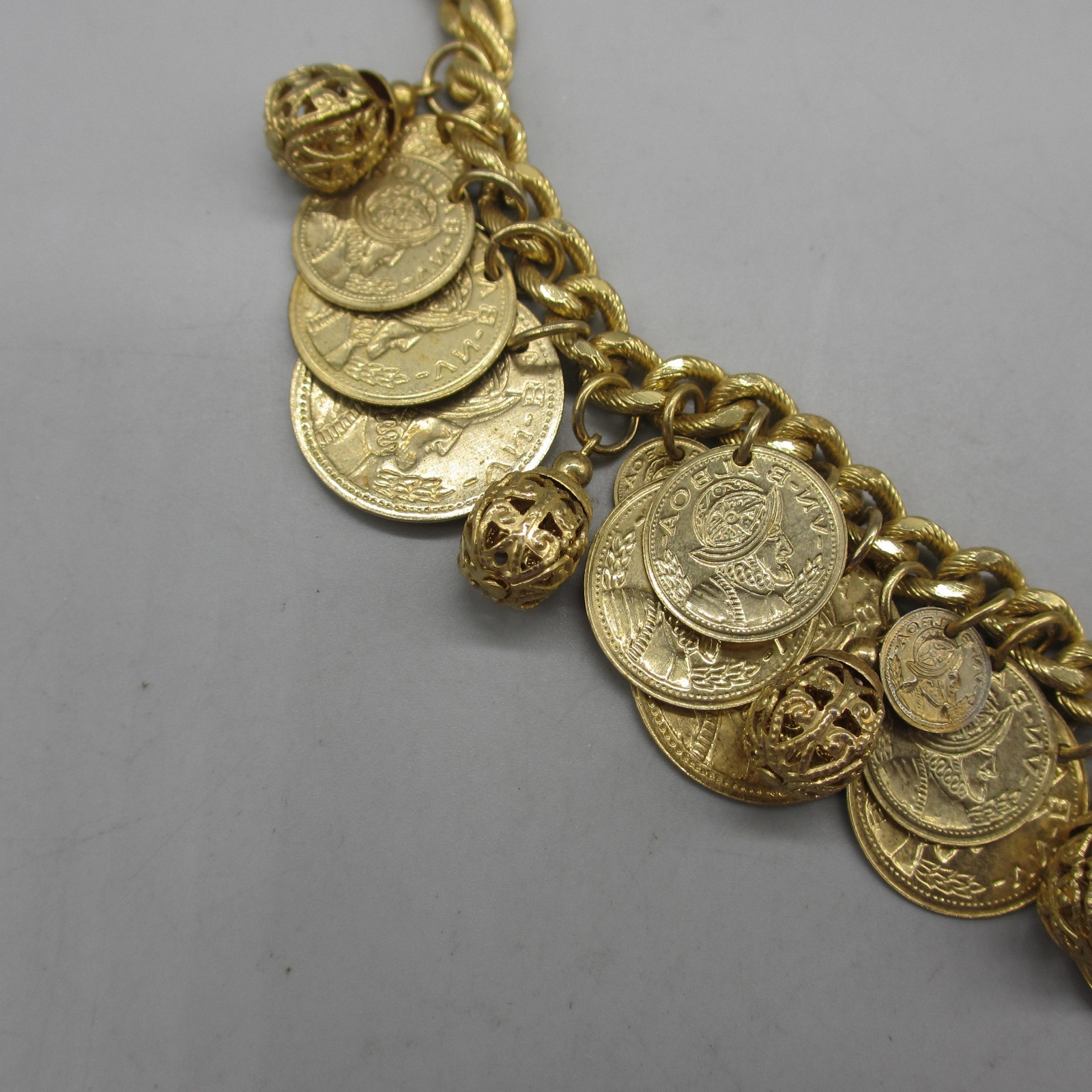 Vintage Faux Coin Necklace Charm Dangle Roman Soldier Gold Tone 18 Inch