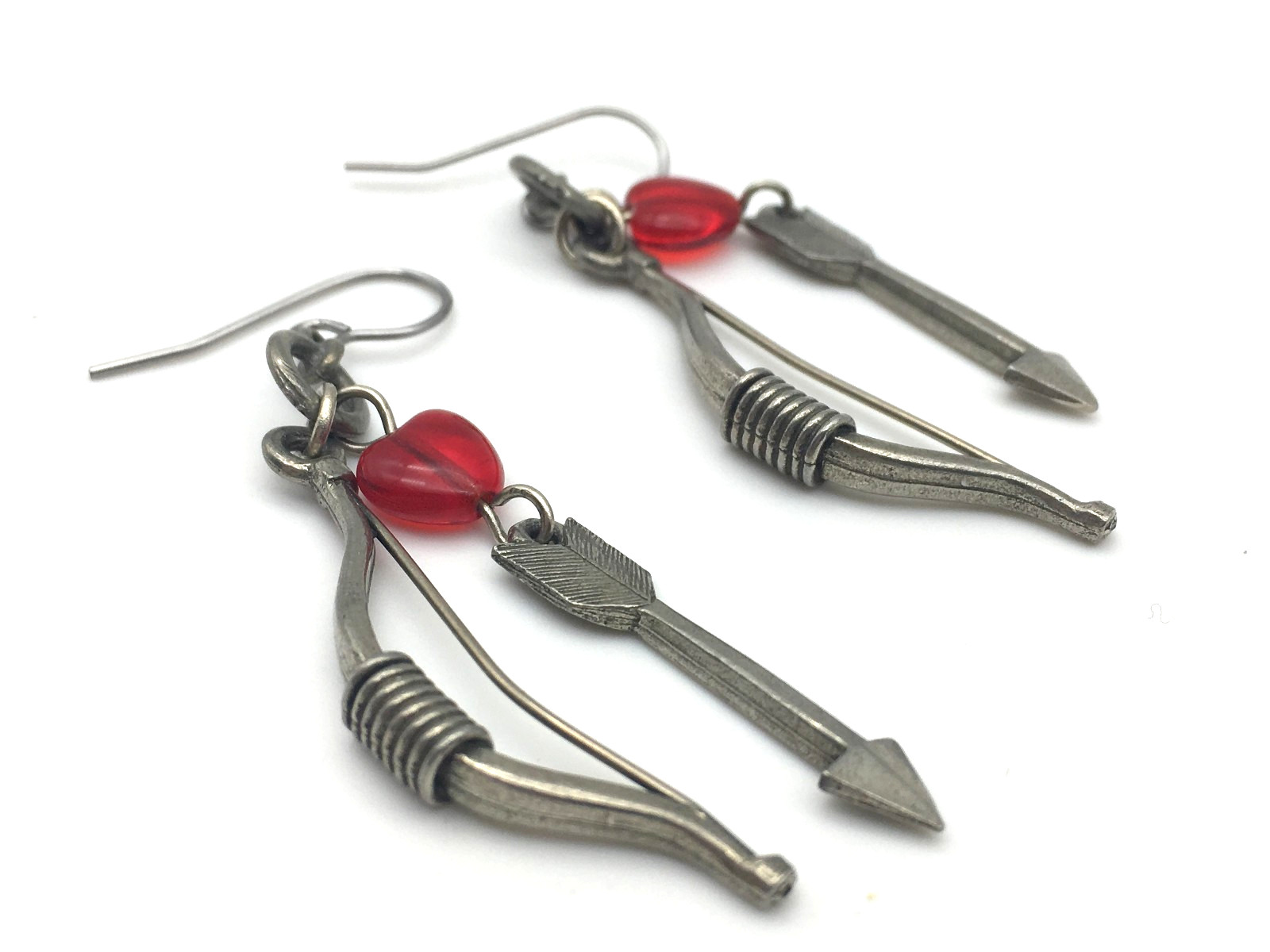 CLIFT Signed Pewter Bow & Arrow Red Lucite Heart Dangling Fish Hook Earrings