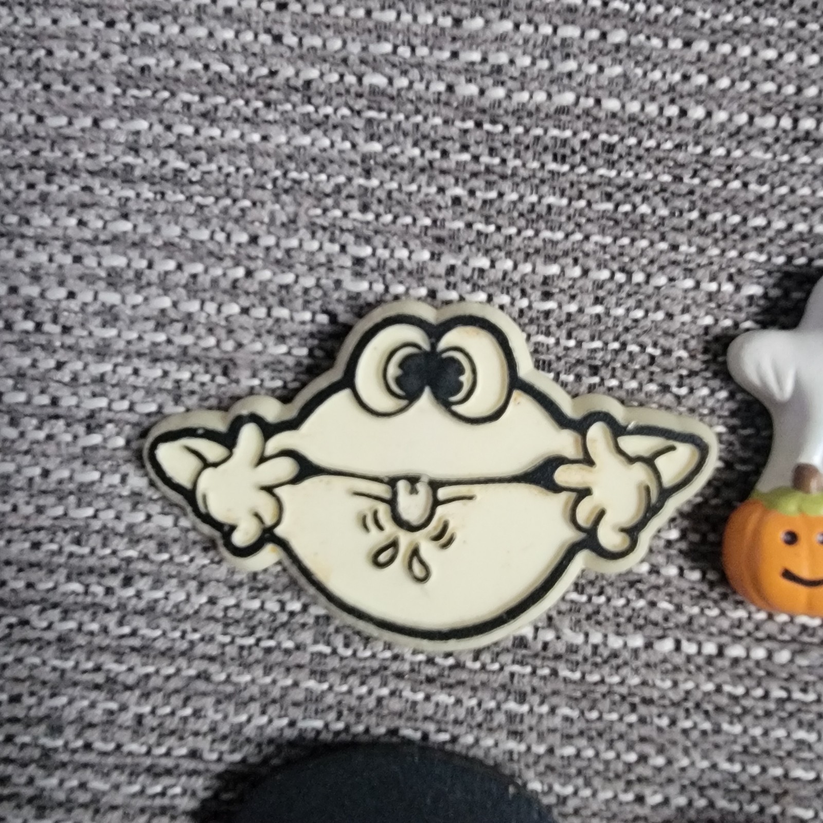 Vintage Halloween Pin Lot Pull String Jack O Lantern Ghost Hallmark Fun World