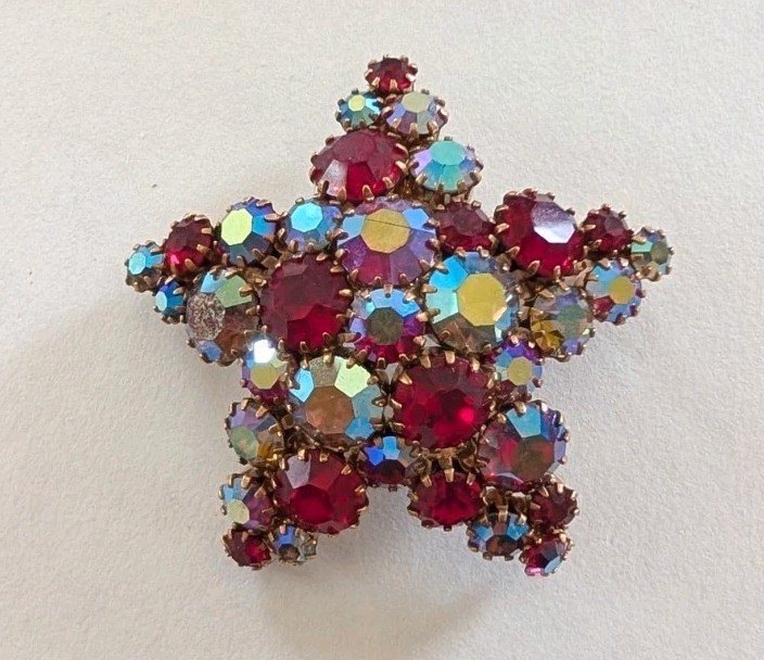 Vintage MCM Red & Rainbow Aurora Borealis Star Brooch Iridescent Molded Stones N