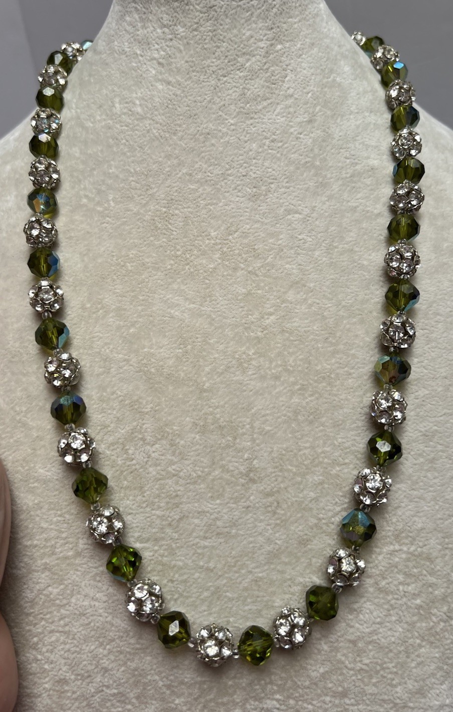 Vintage Olive Green Faceted Glass & Rhinestone Bead Necklace 22”
