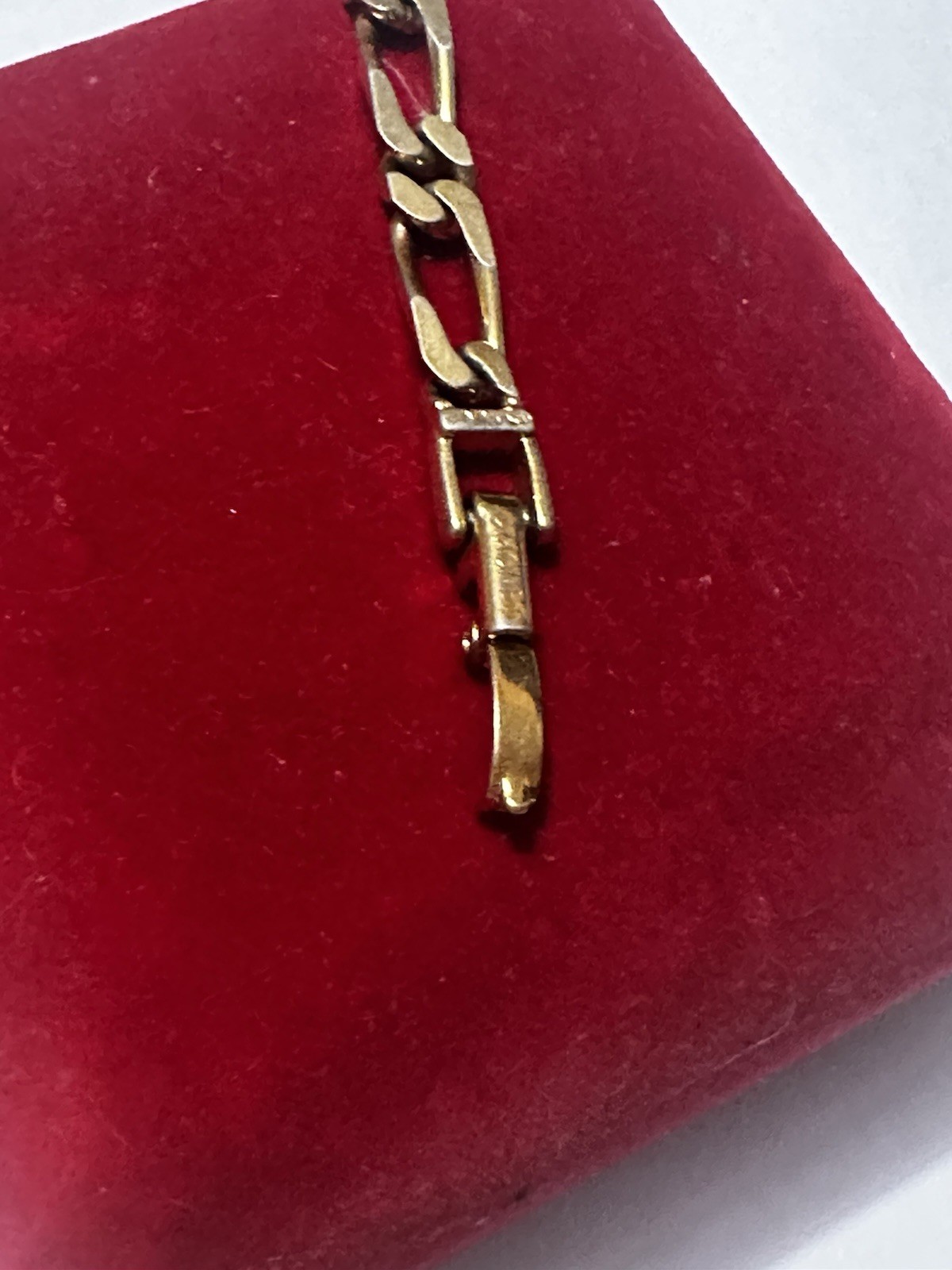 Vintage 1970s Signed Monet Gold-Tone Figaro Chain Necklace 19.5”