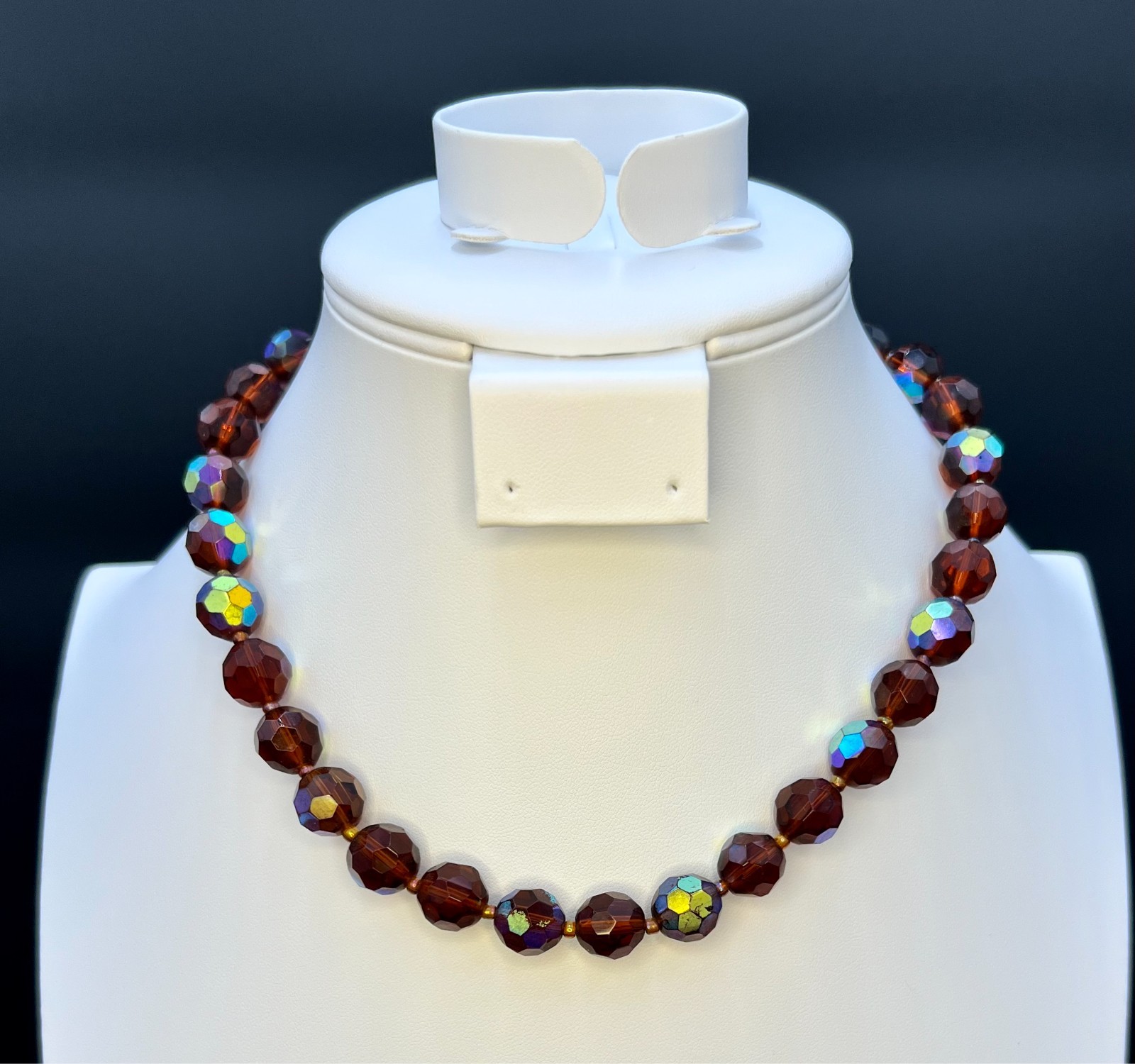Vintage Aurora Borealis Glass Bead Necklace 17–18″ Red Brown Faceted Beads 1980s