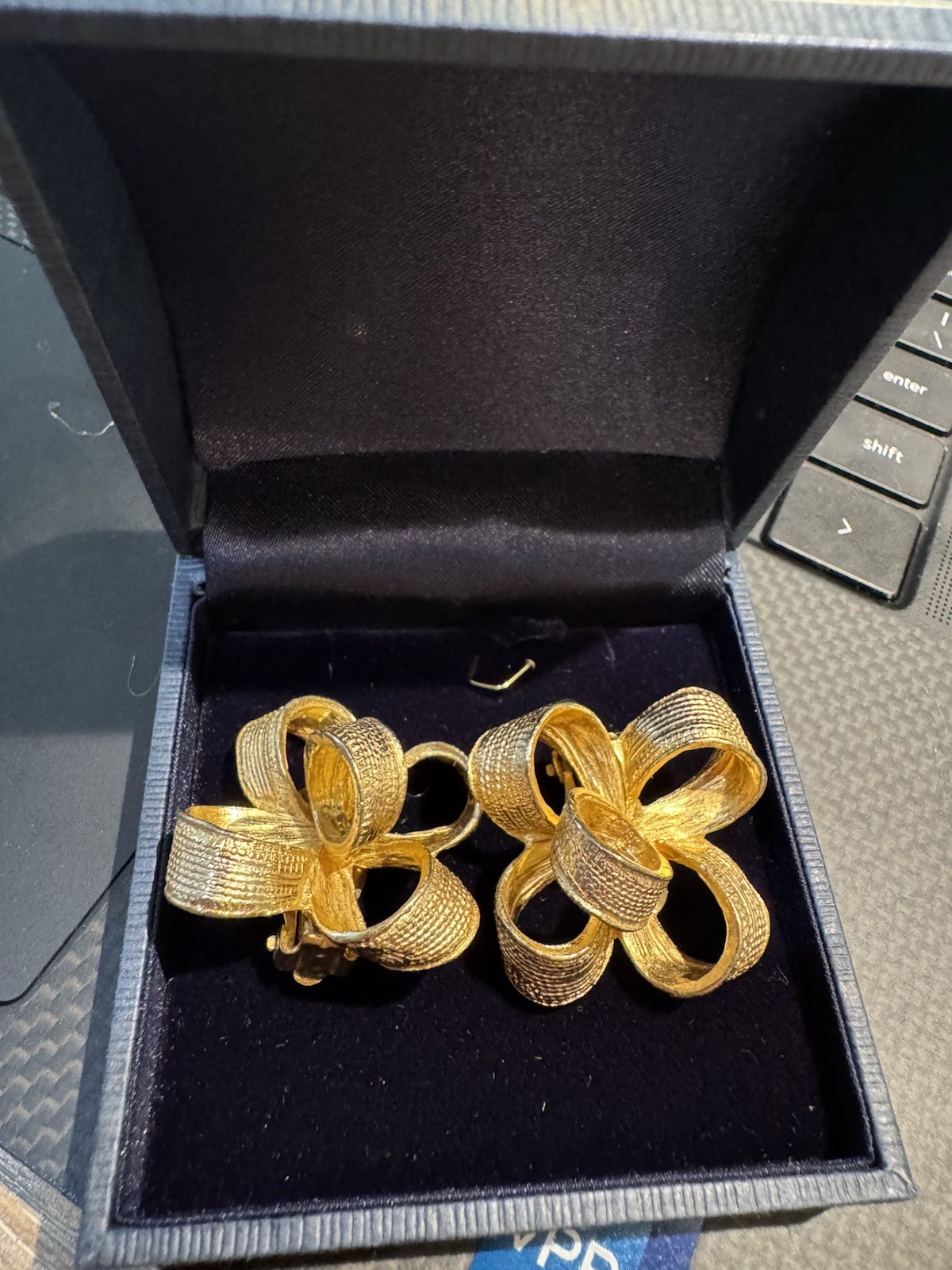 Vintage Ornate Gay Boyer Gold Colored Christmas Bow Earrings