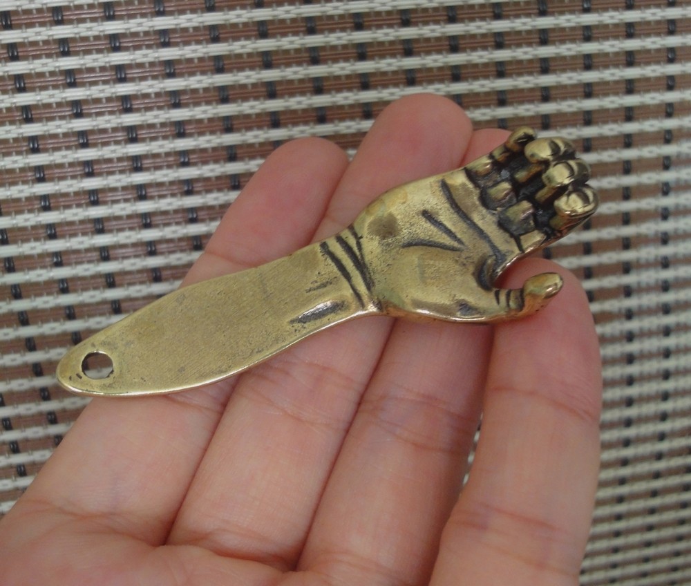 Vintage Style Pure Brass Lucky Right Hand Statue Pendant Bags Charms