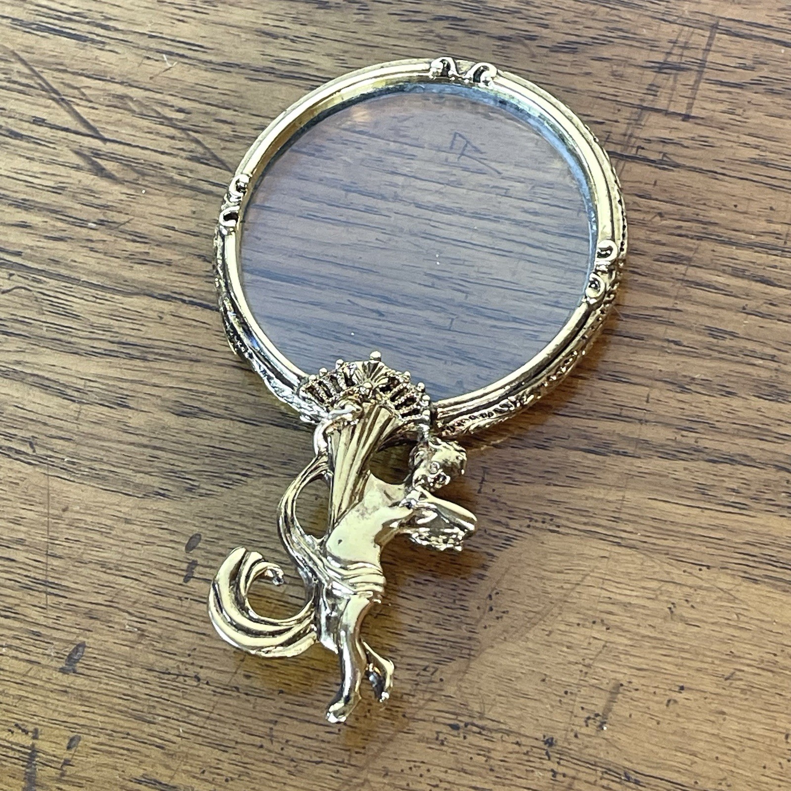 Vintage Gold Cherub Magnifying Glass Angel Hand Held, Purse, Hollywood Regency