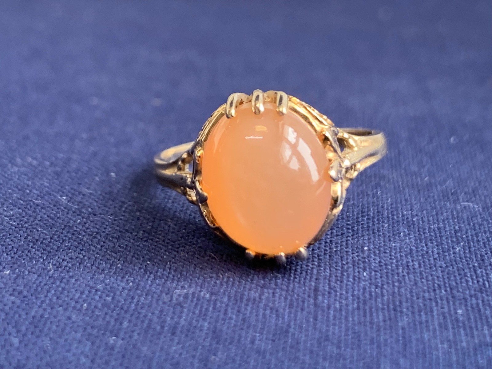 Vtg 10K Yellow Gold Ring 2.82g Fine Jewelry Size 7 Band Peach Color Stone *READ*