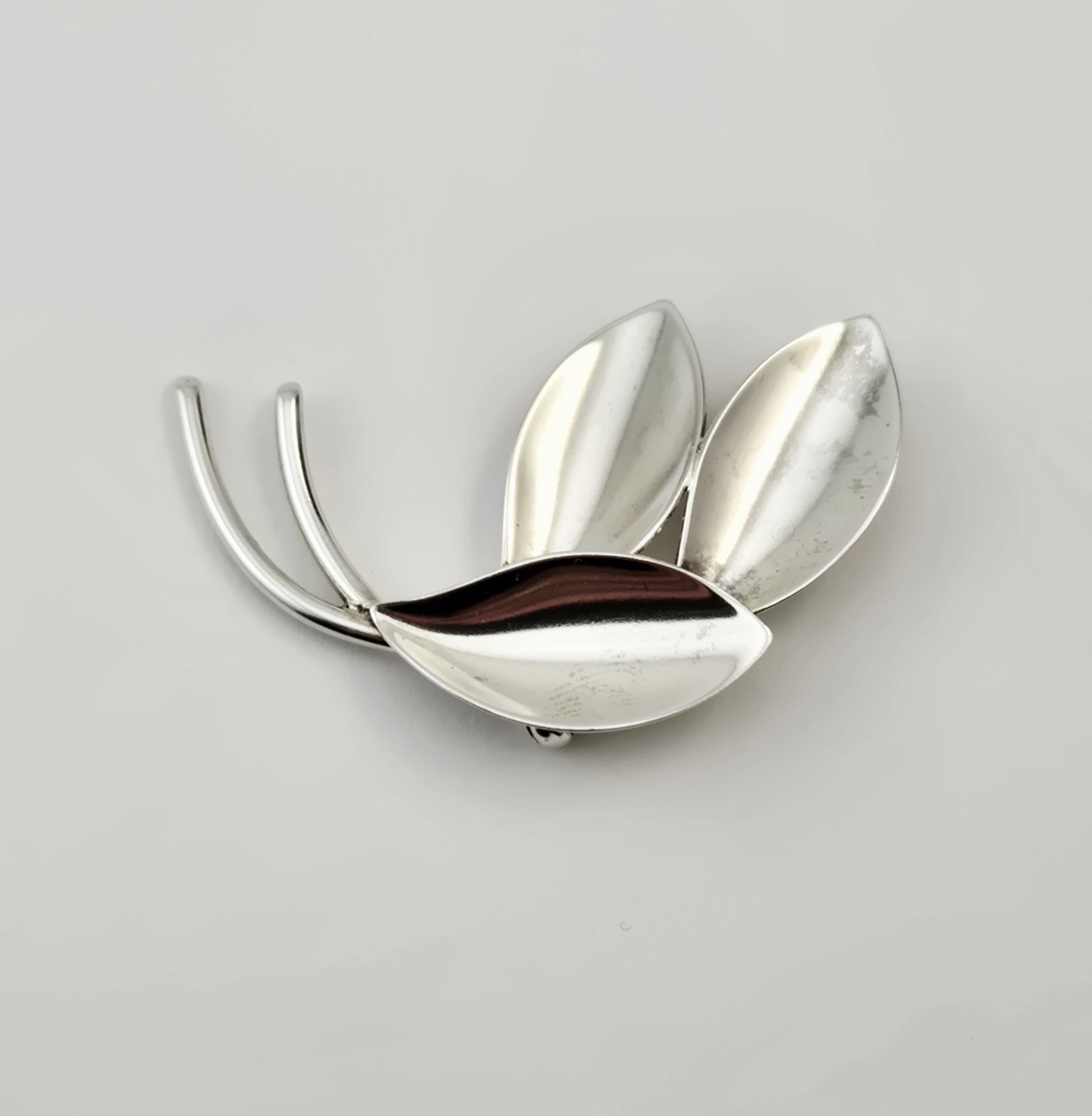 Vintage Aarre Krogh A&K Denmark Sterling Silver Leaf Pin Nature Brooch – 6.8g