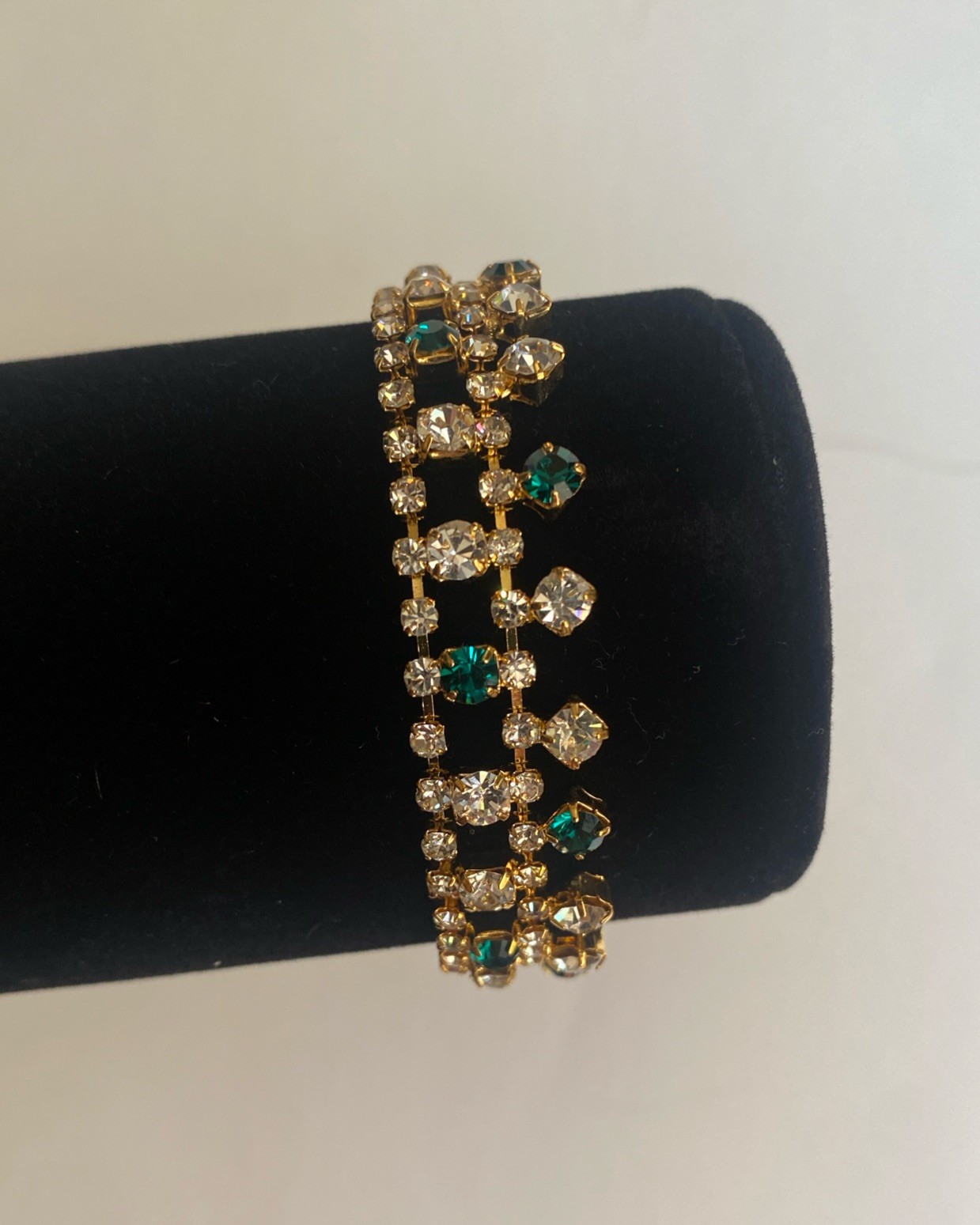 Camrose & Kross Jackie Kennedy JBK Emerald Crystal Gold Chain Link Bracelet
