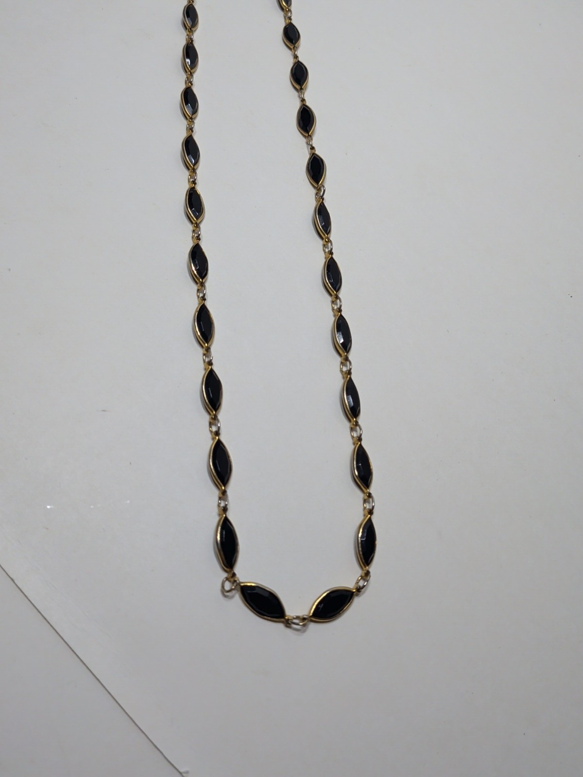 ✨VINTAGE✨ 29″ Goldtone Black Stones / Rhinestones Metal Links Necklace Costume