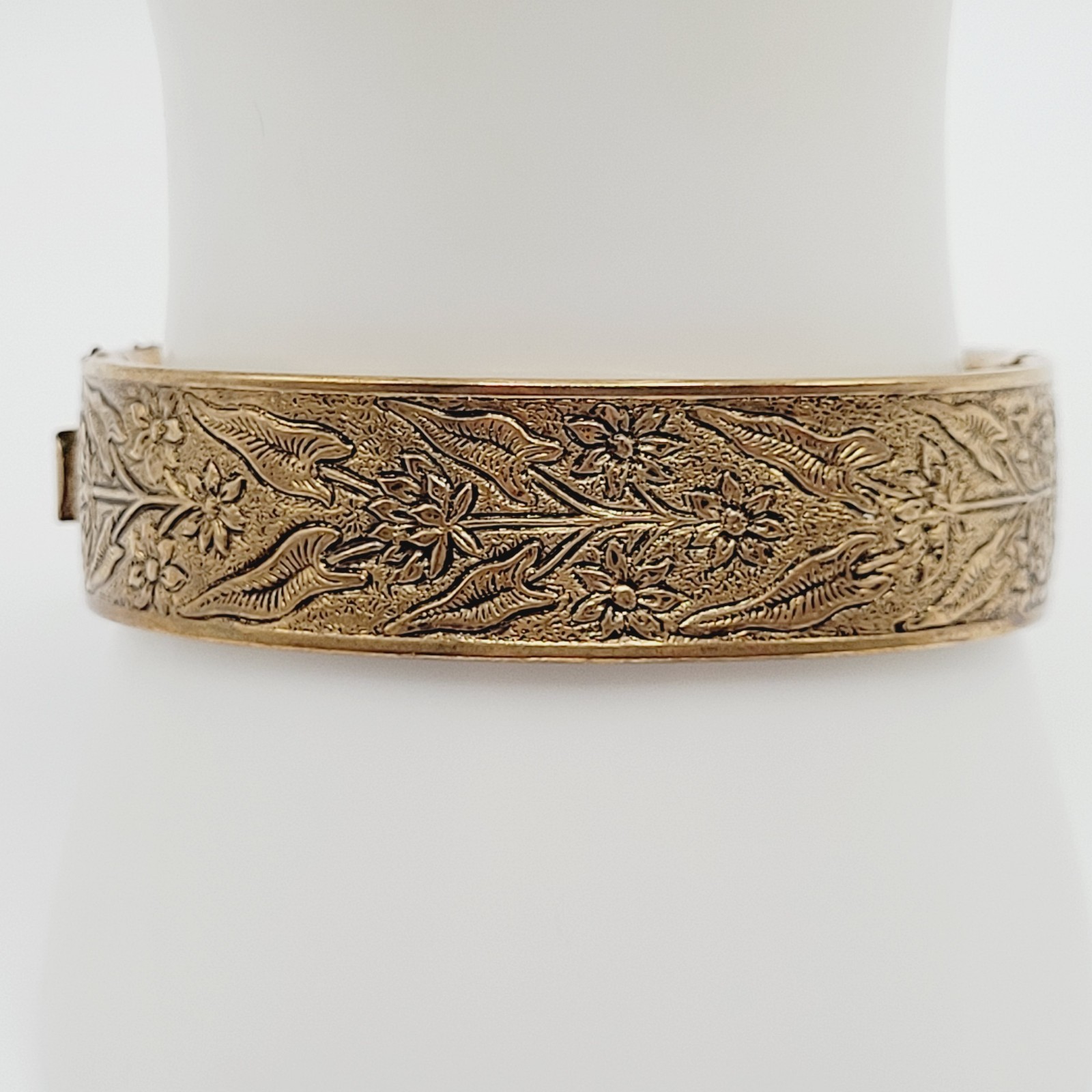 Victorian Style Brass Hinged Floral Embossed Gold Tone Metal Bangle Bracelet