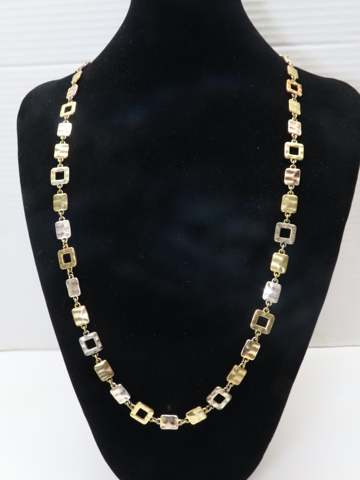 Lia Sophia Necklace Rhyme & Reason Silver Gold Tone Hammered Textured D5918