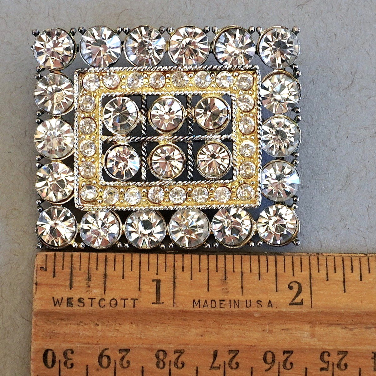 VTG 1920’s Art Deco Flapper Brooch – Prong Set Clear Glass Rhinestones 2″ x 1.5″