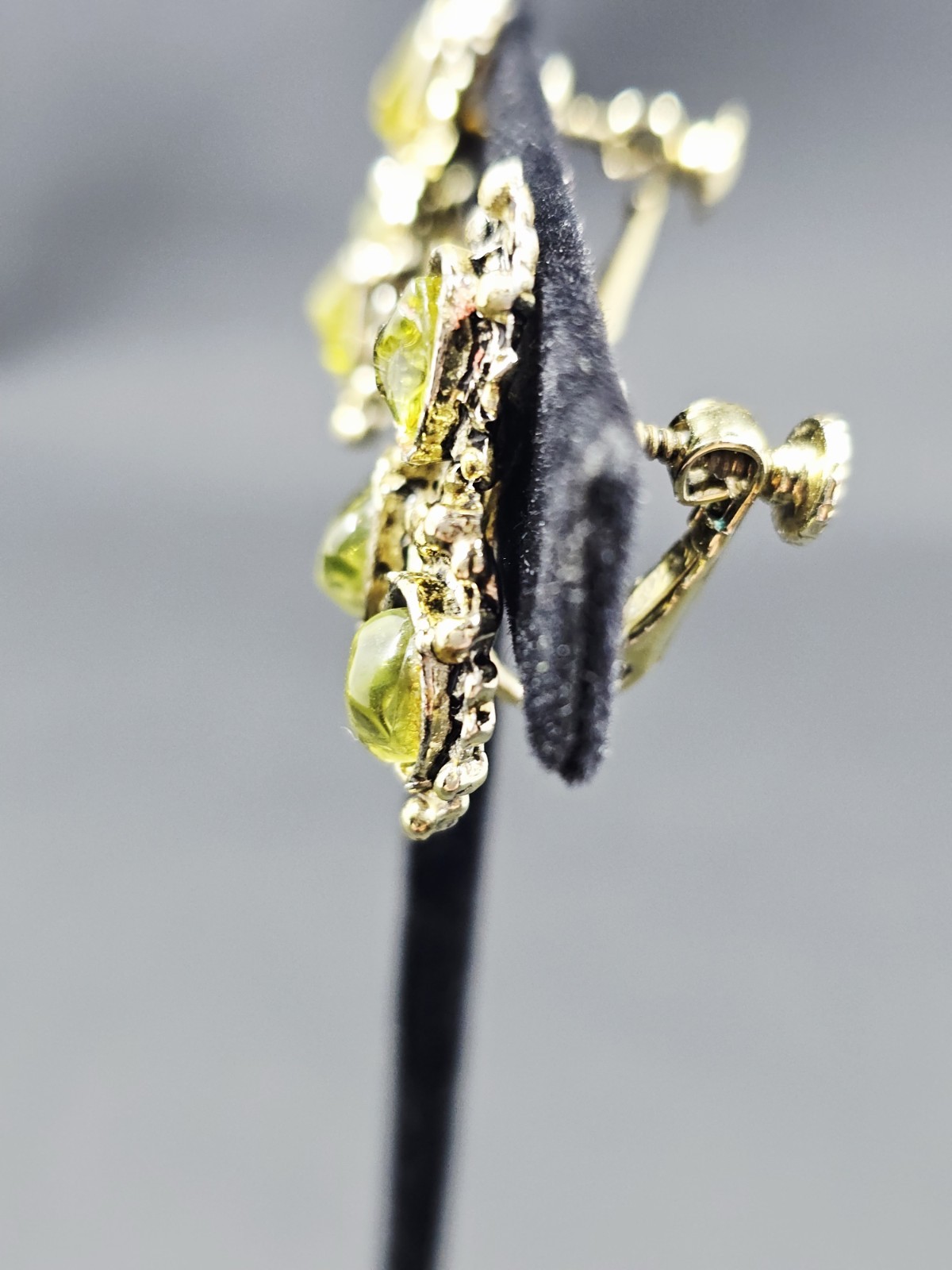 Vintage Goldtone Green Glass Climber Adjustable Clip-On Earrings, 1″