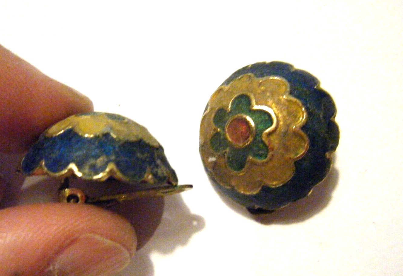 Gold Tone Vintage 70s Orena Paris France Domed Enamel Floral Clip On Earrings
